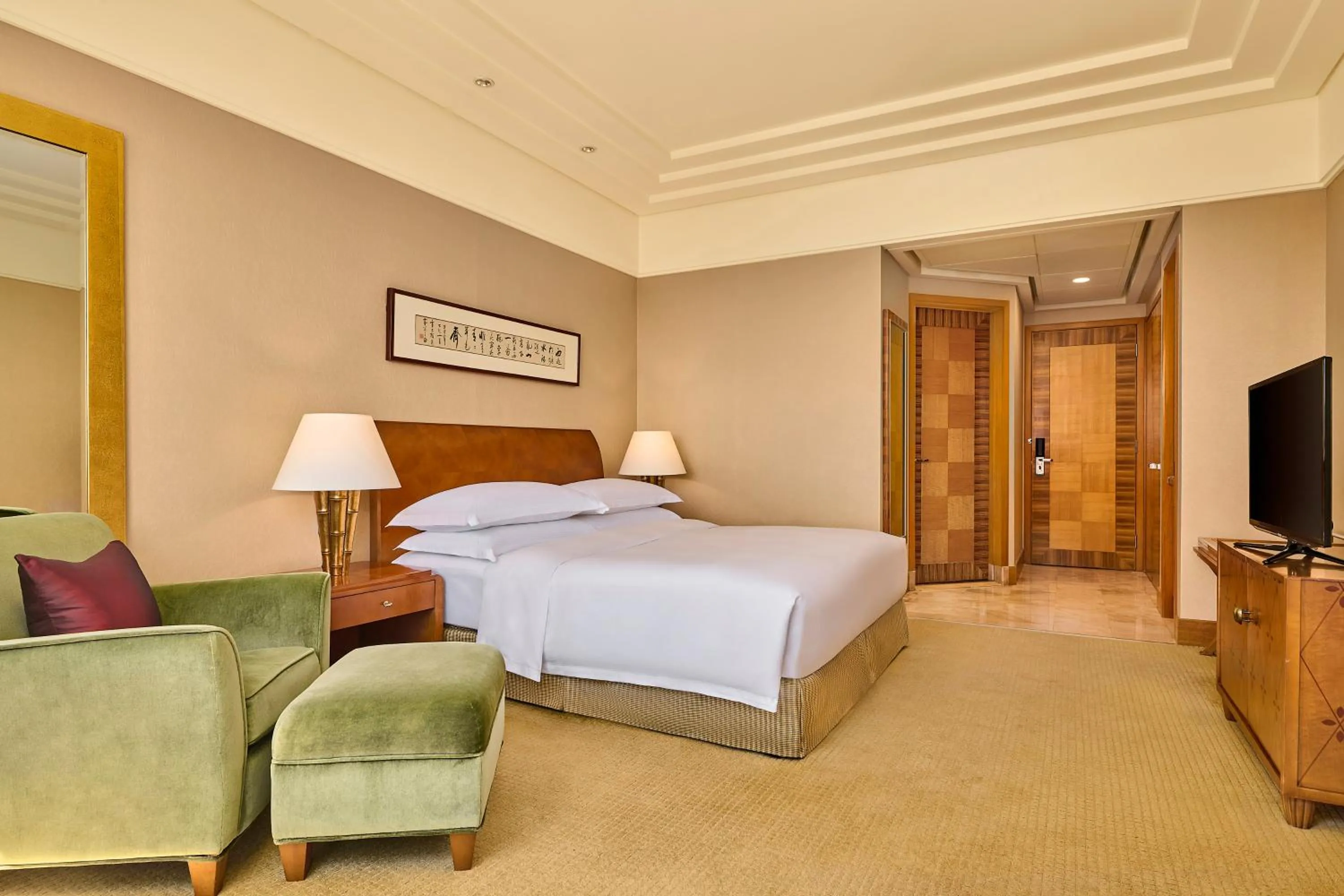 Bed in Hilton Chongqing