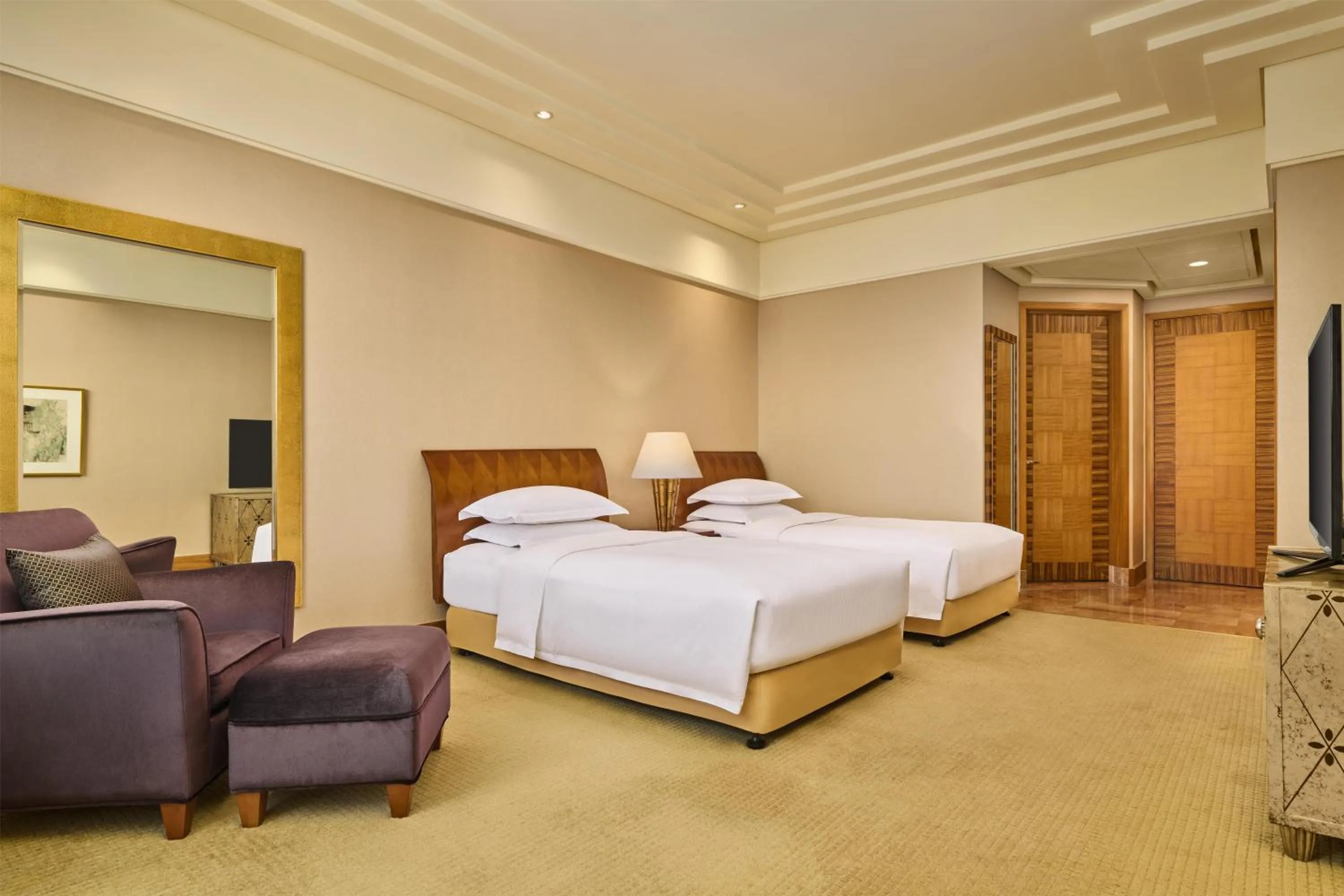 Bed in Hilton Chongqing