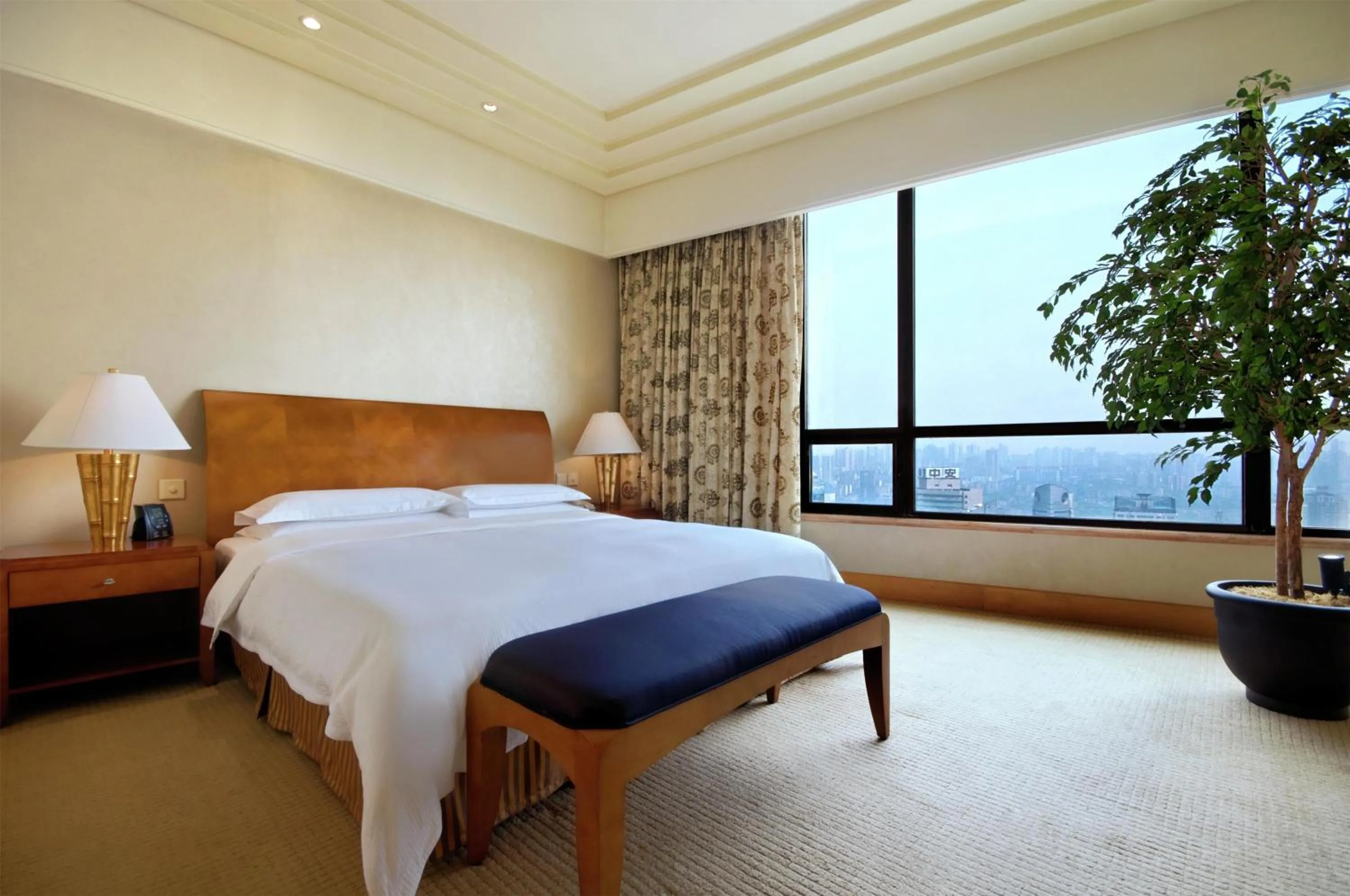 Bed in Hilton Chongqing