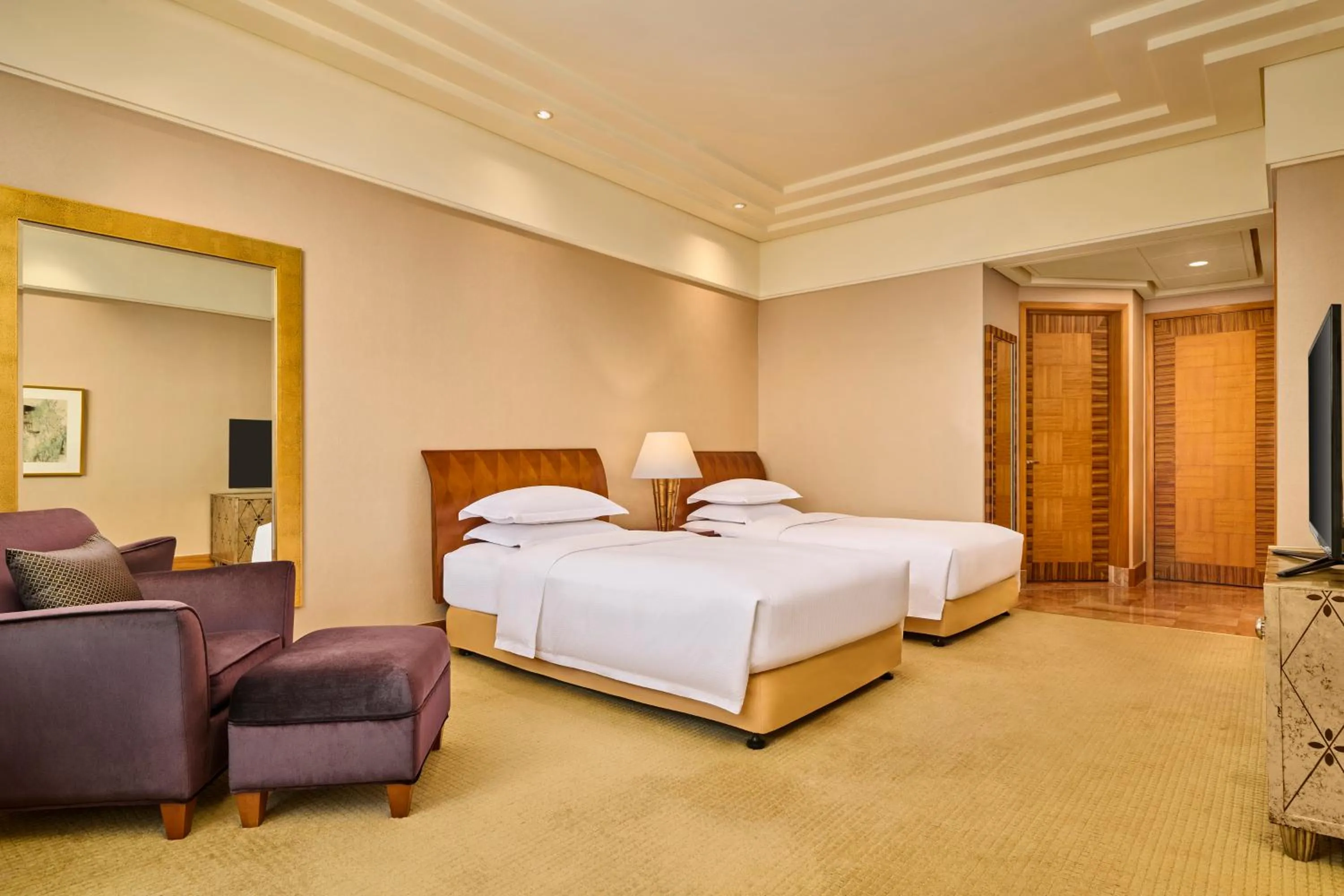 Bed in Hilton Chongqing