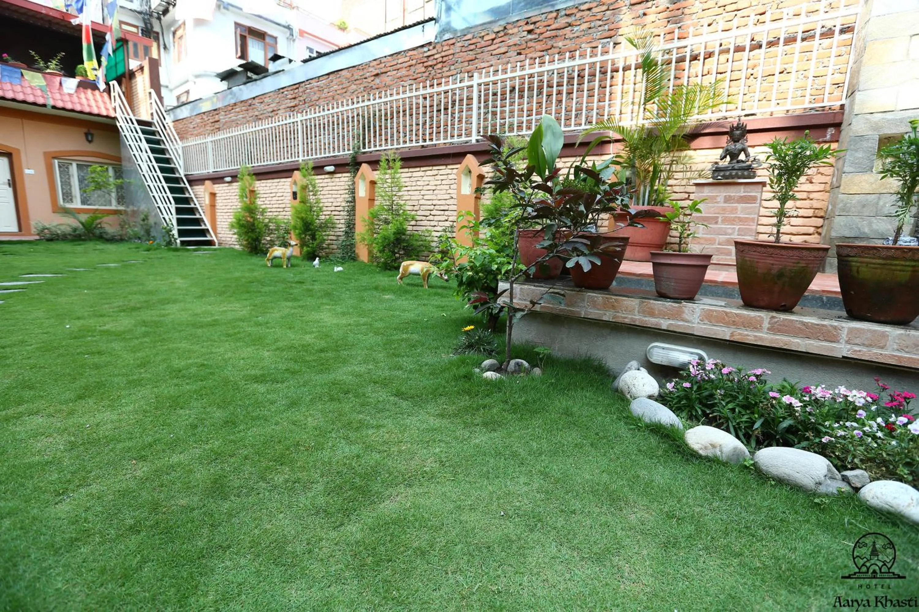 Decorative detail in Aarya Chaitya Inn