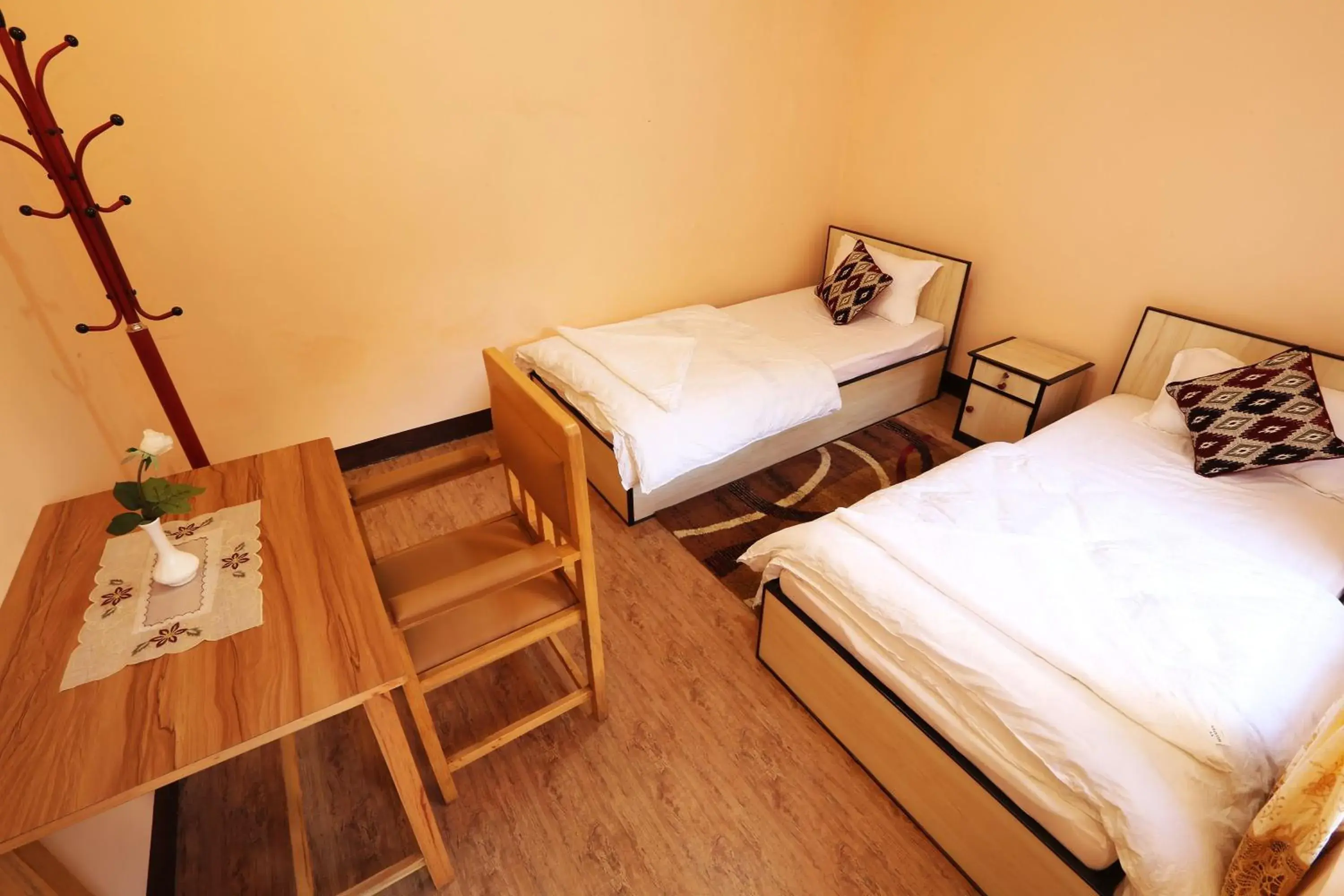 Economy Twin Room with Shared Bathroom in Aarya Chaitya Inn Economy Twin Room with Shared Bathroom in Aarya Chaitya Inn