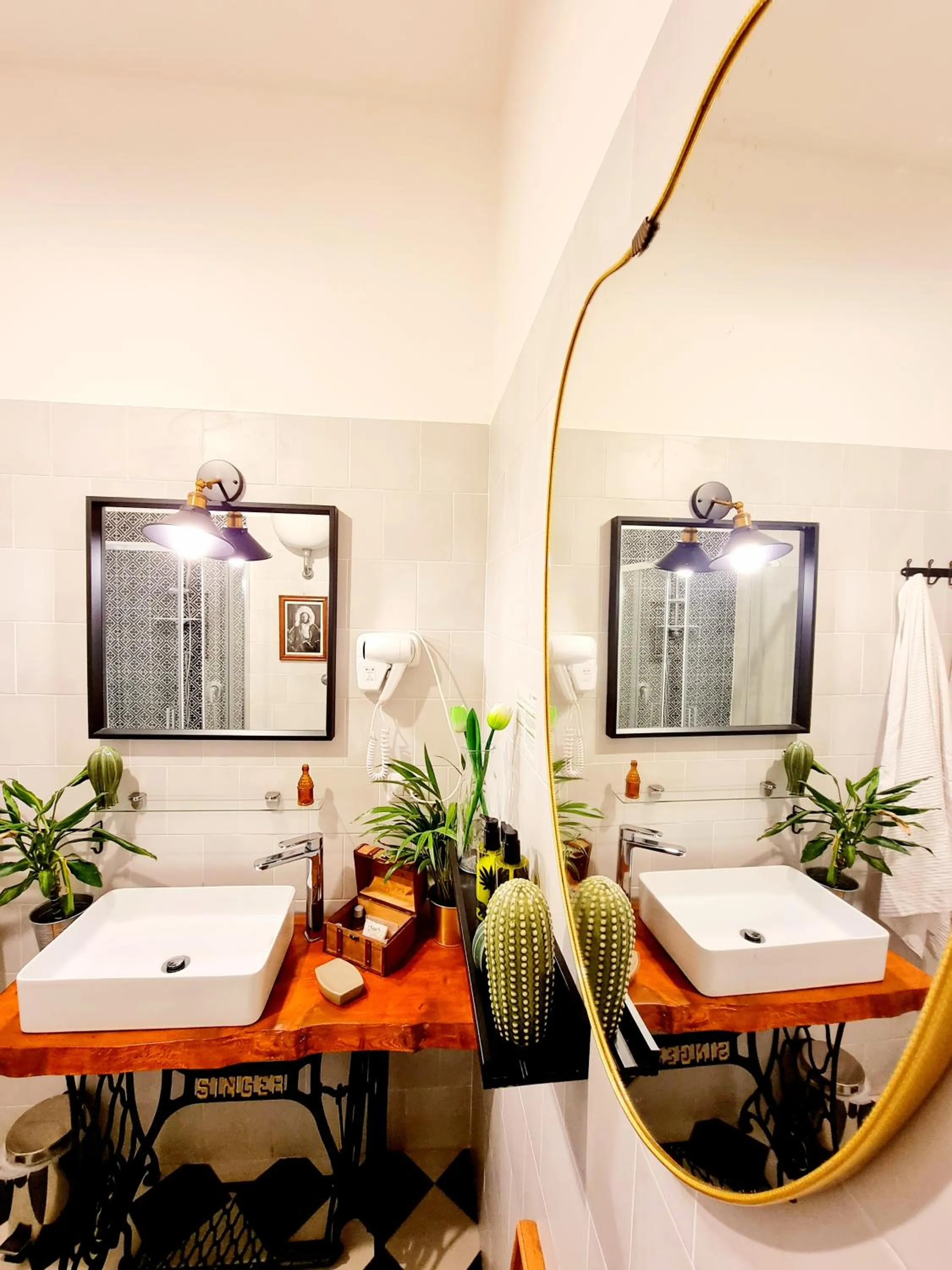 Bathroom in Daily Napoli - Lungomare