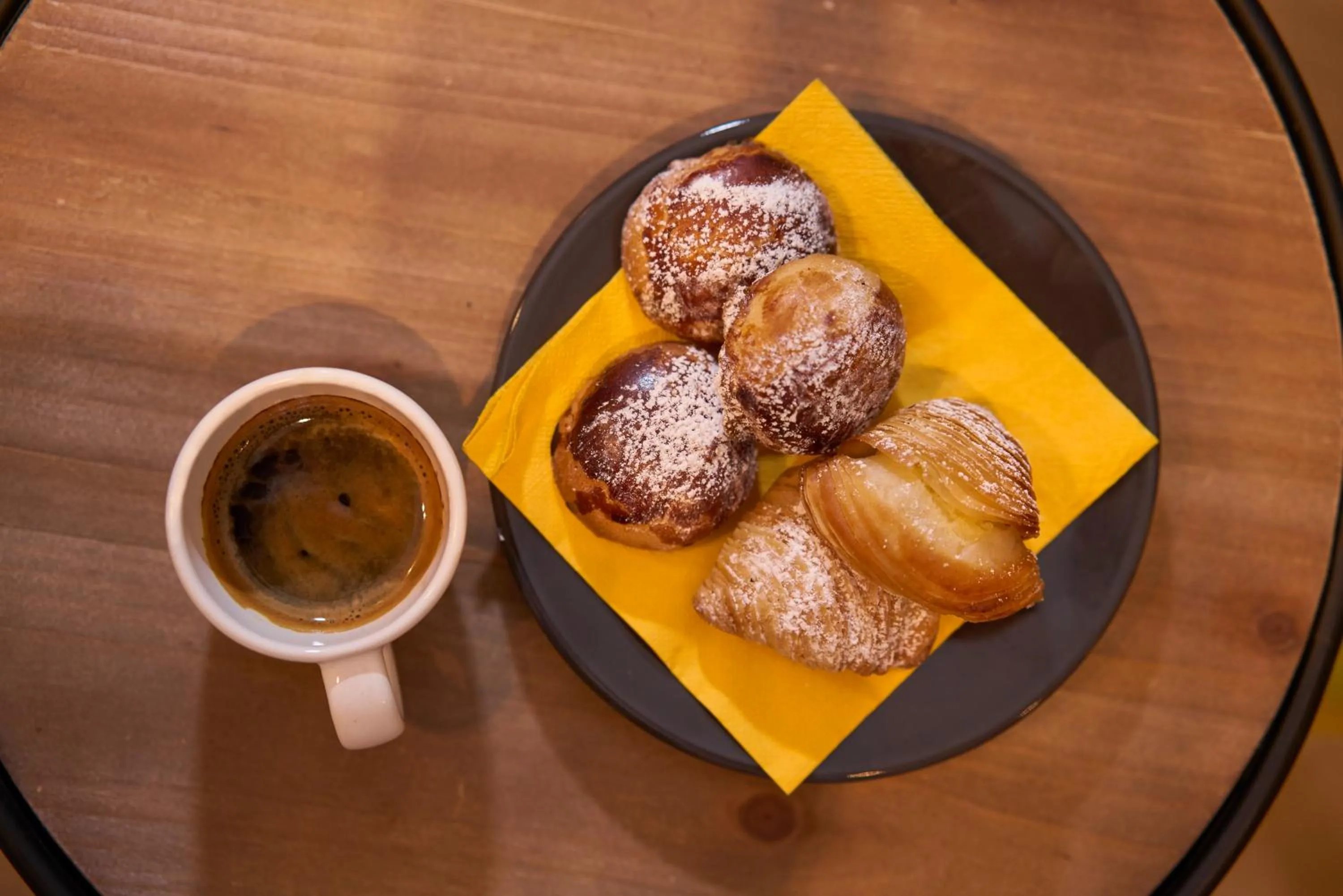 Food and drinks in Daily Napoli - Lungomare