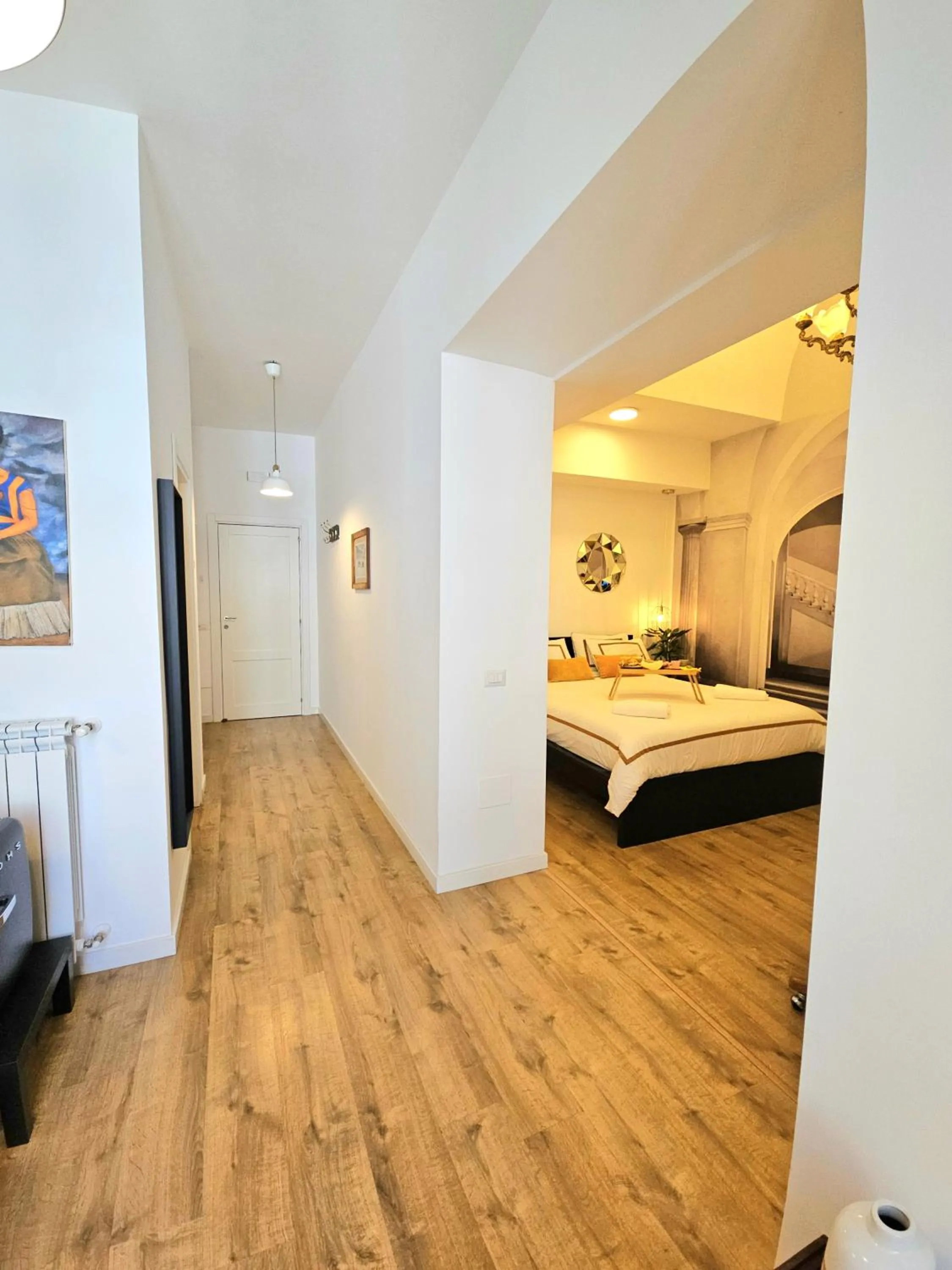 Photo of the whole room, Bed in Daily Napoli - Lungomare