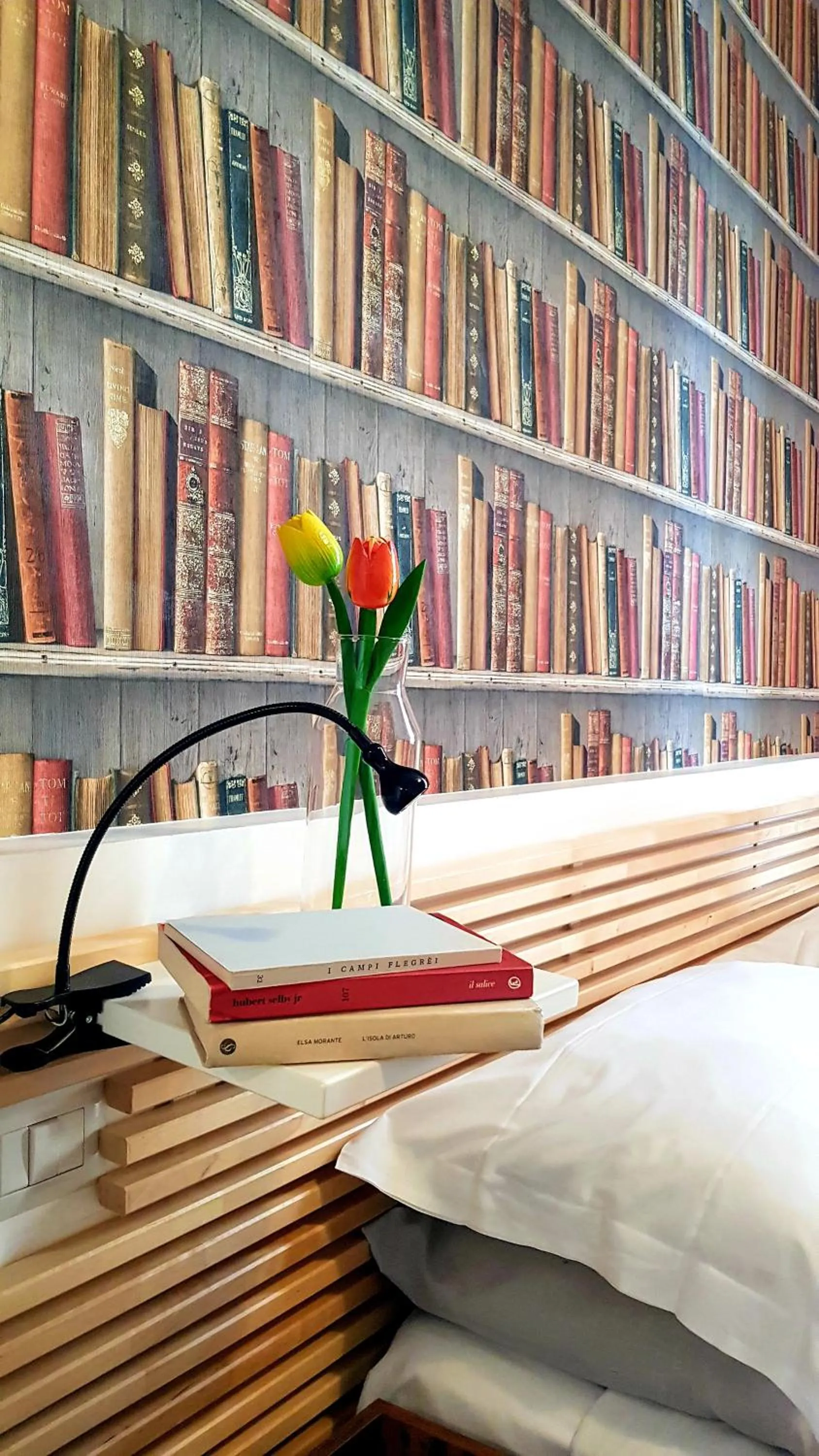 Decorative detail in Daily Napoli - Lungomare