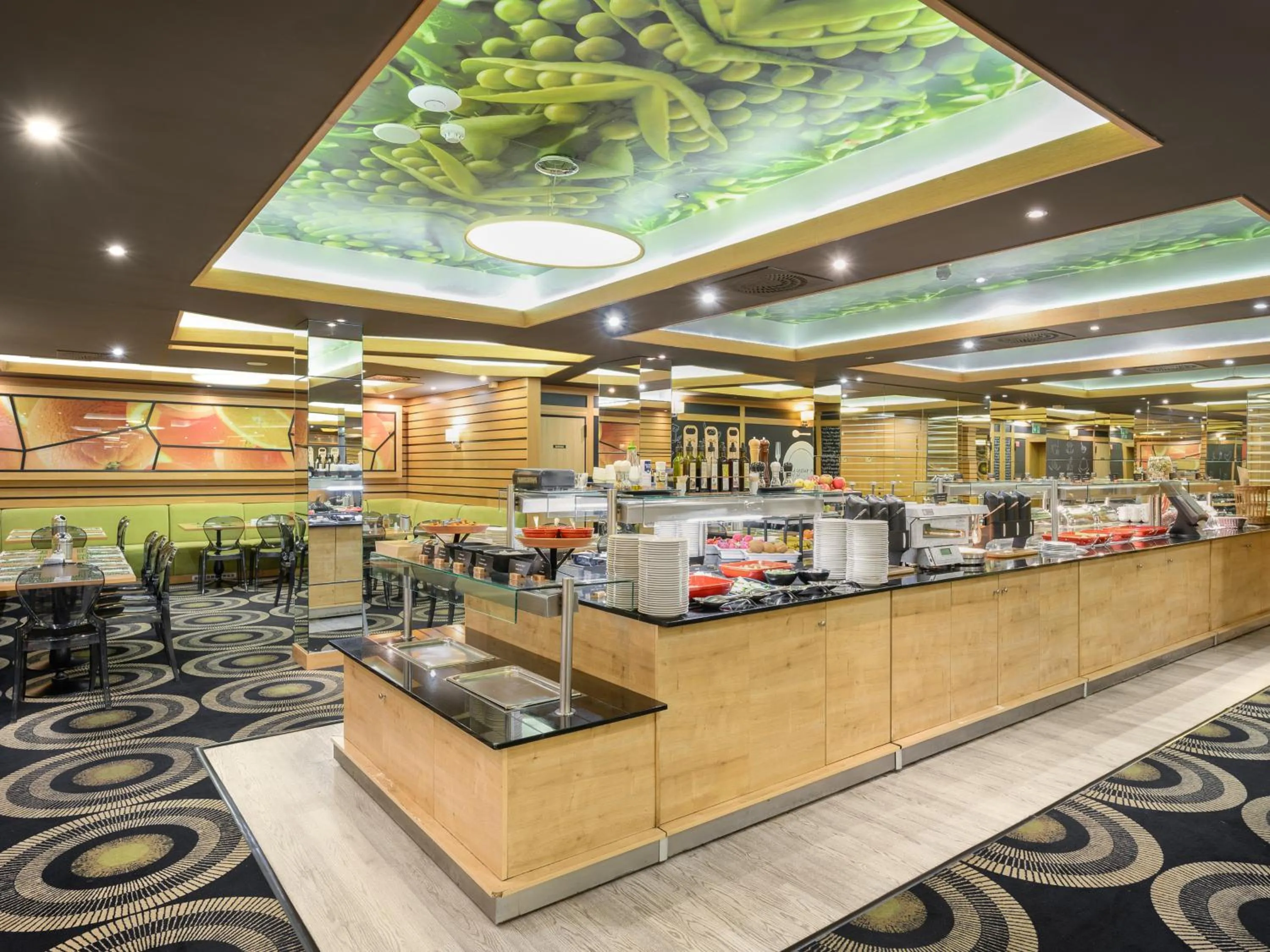 Buffet breakfast in Aquaticum Debrecen Termal & Wellness Hotel