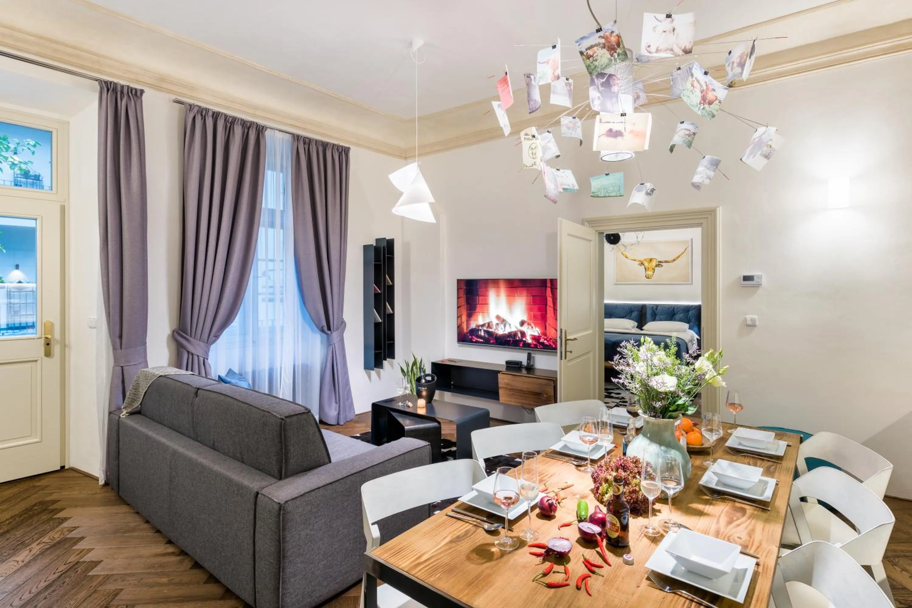 TV and multimedia in MOOo by the Castle