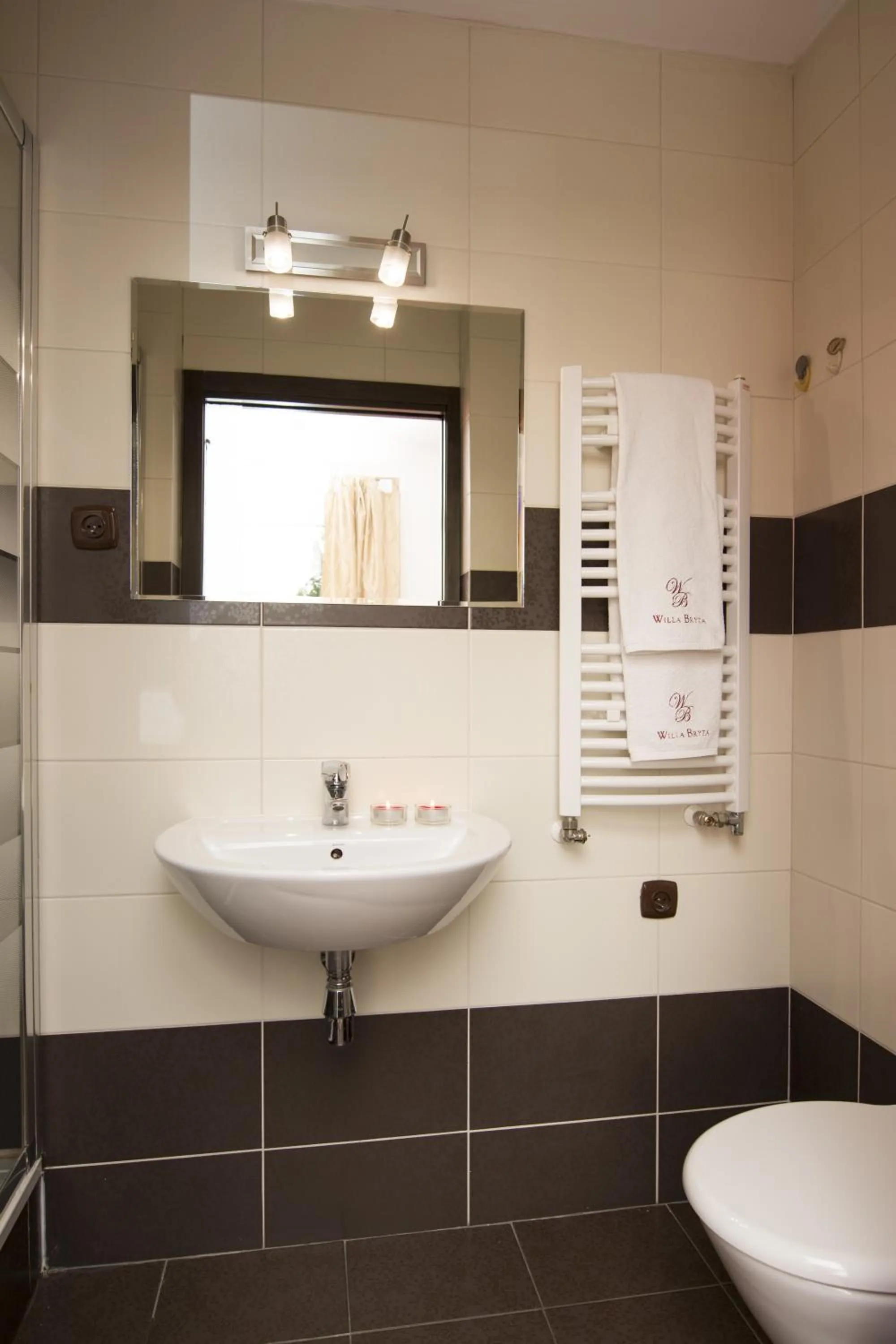 Shower in Willa Bryza