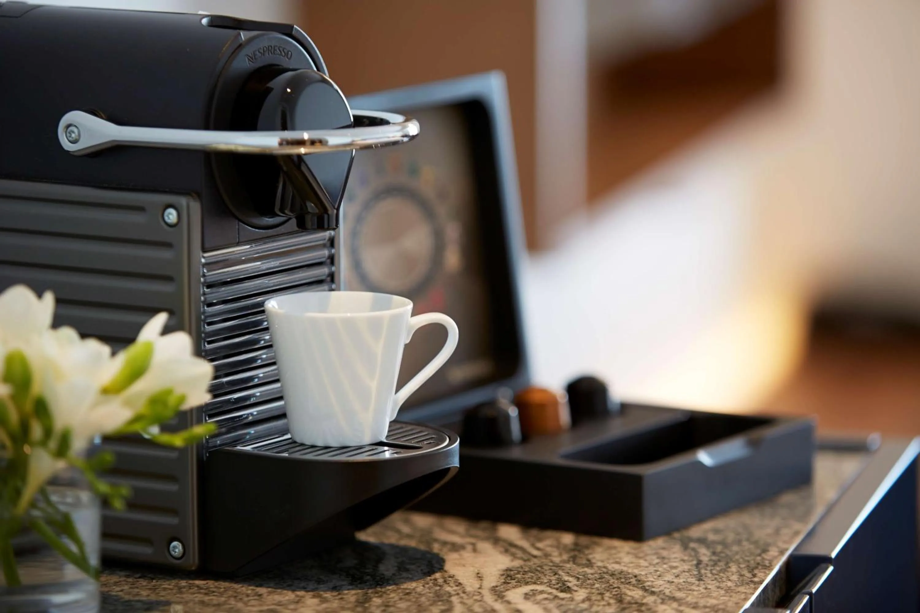 Coffee/tea facilities in Hilton Nagoya Hotel