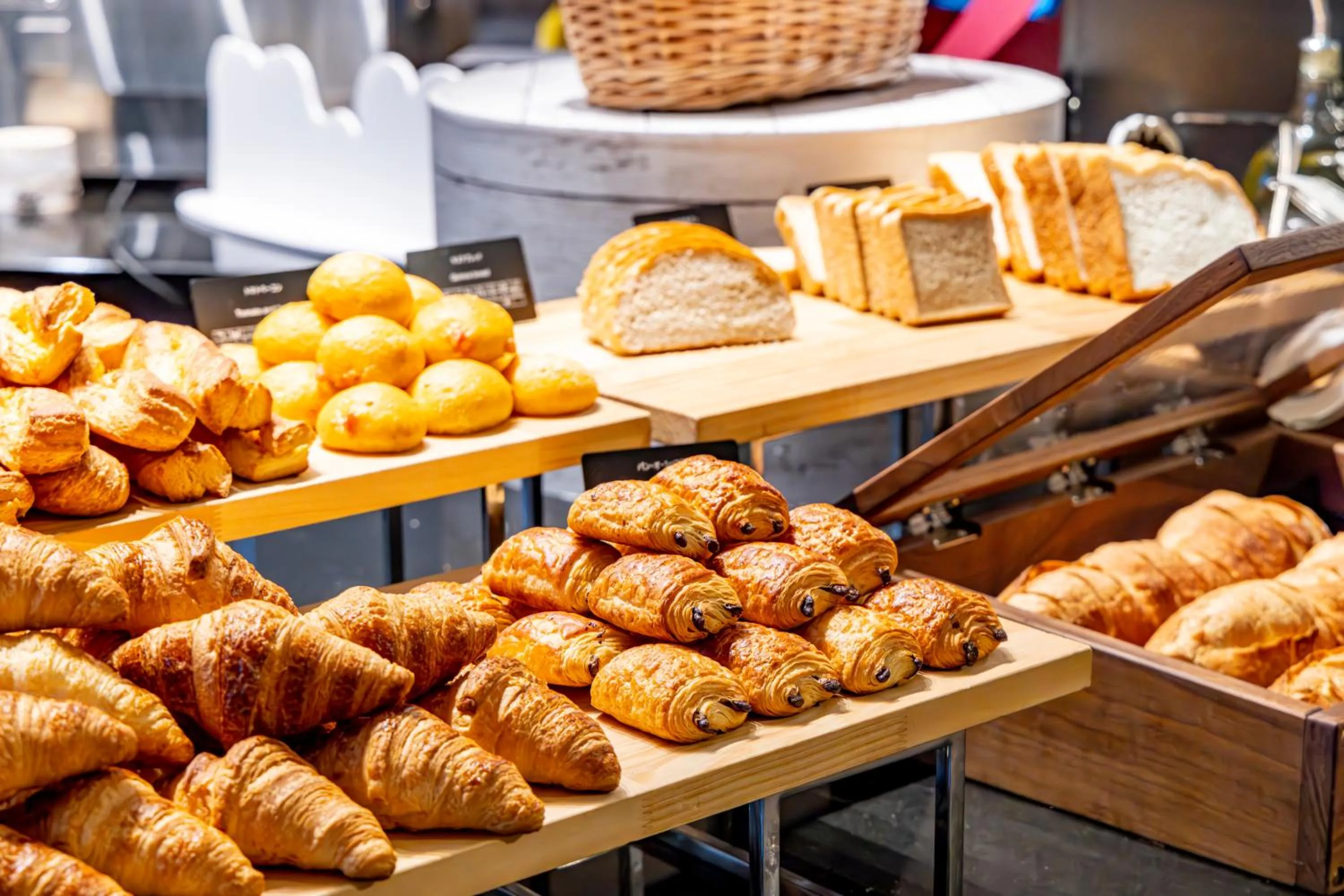 Restaurant/places to eat in Hilton Nagoya Hotel