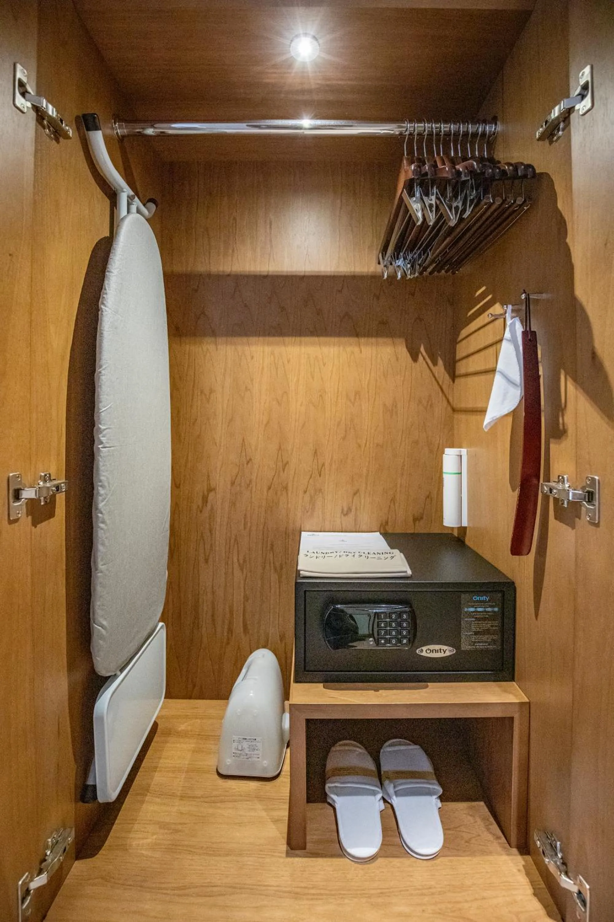 flat iron in Hilton Nagoya Hotel