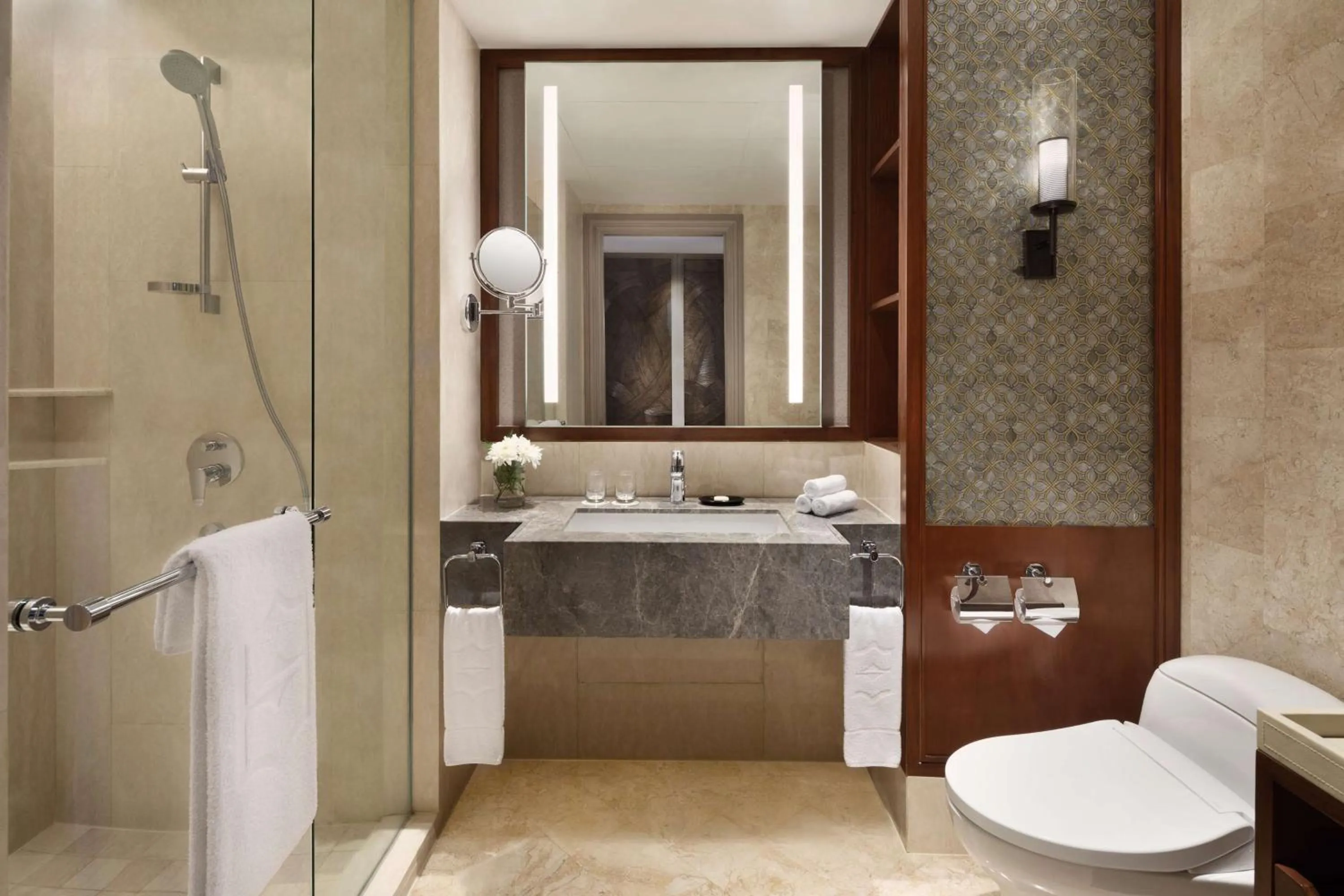 Bathroom in Shangri-la Surabaya