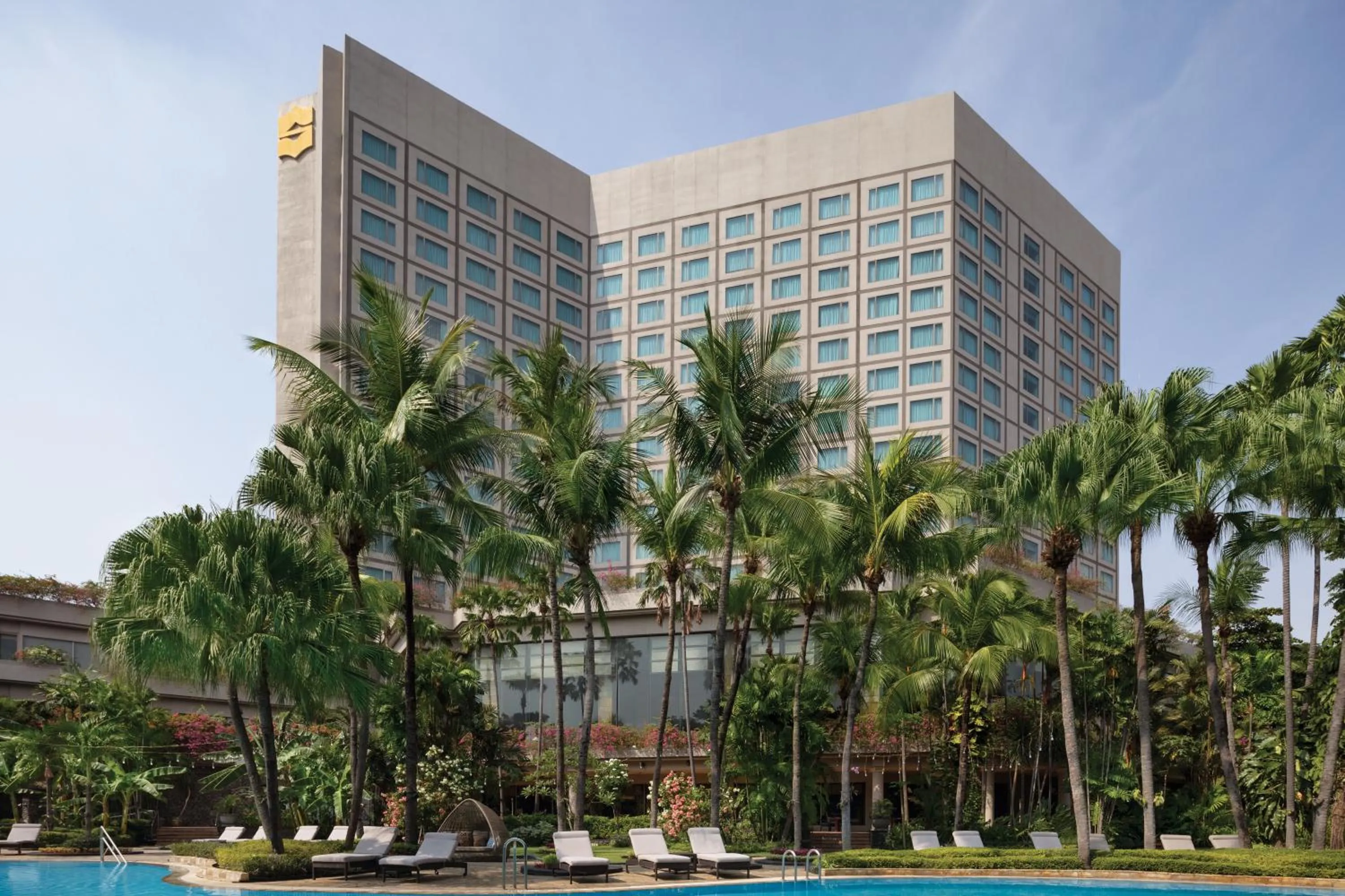 Property building in Shangri-la Surabaya