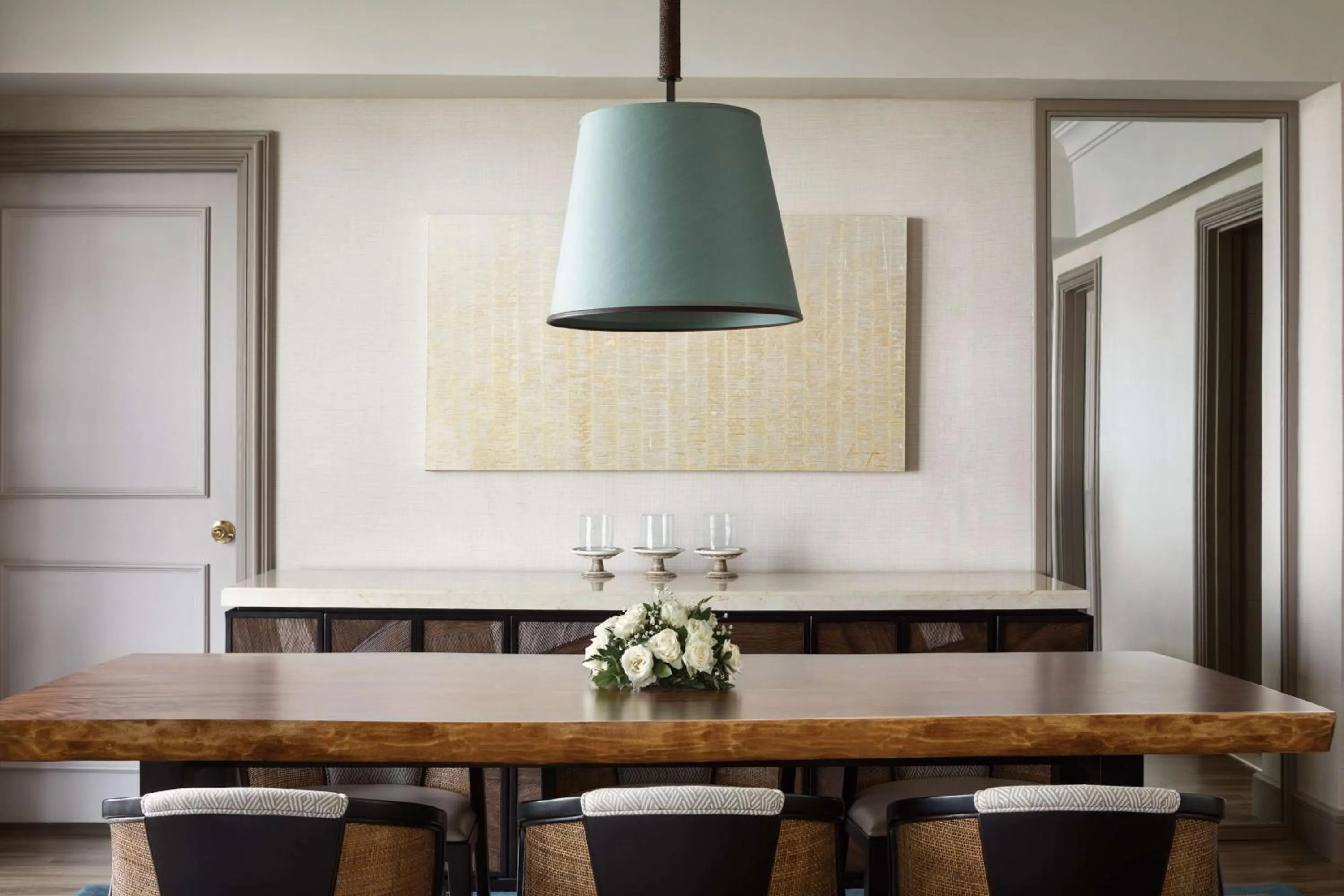 Photo of the whole room in Shangri-la Surabaya