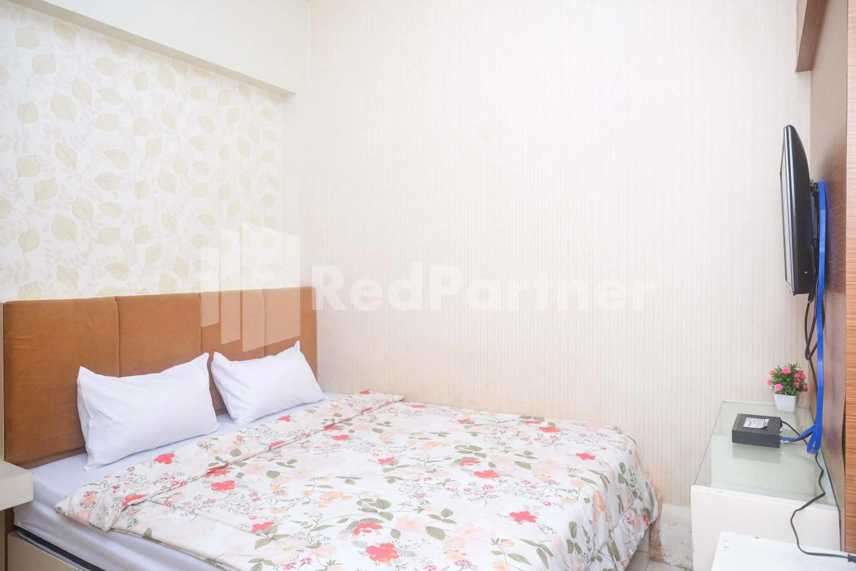 Bedroom, Bed in Tatti Inn Syariah Seturan RedPartner