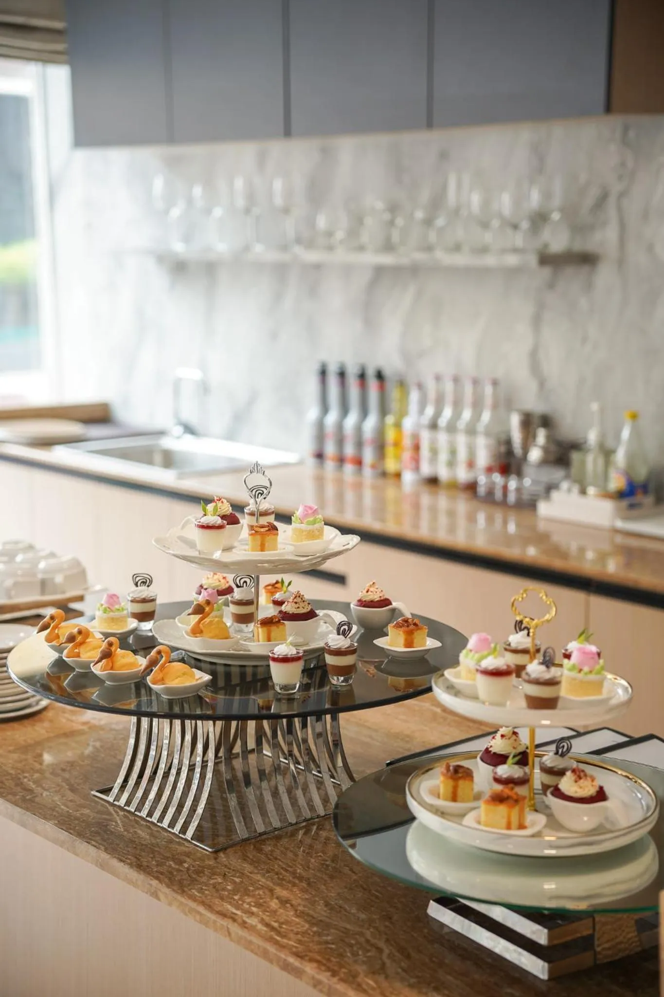 Food and drinks in Cross Vibe Bangkok Srinakarin