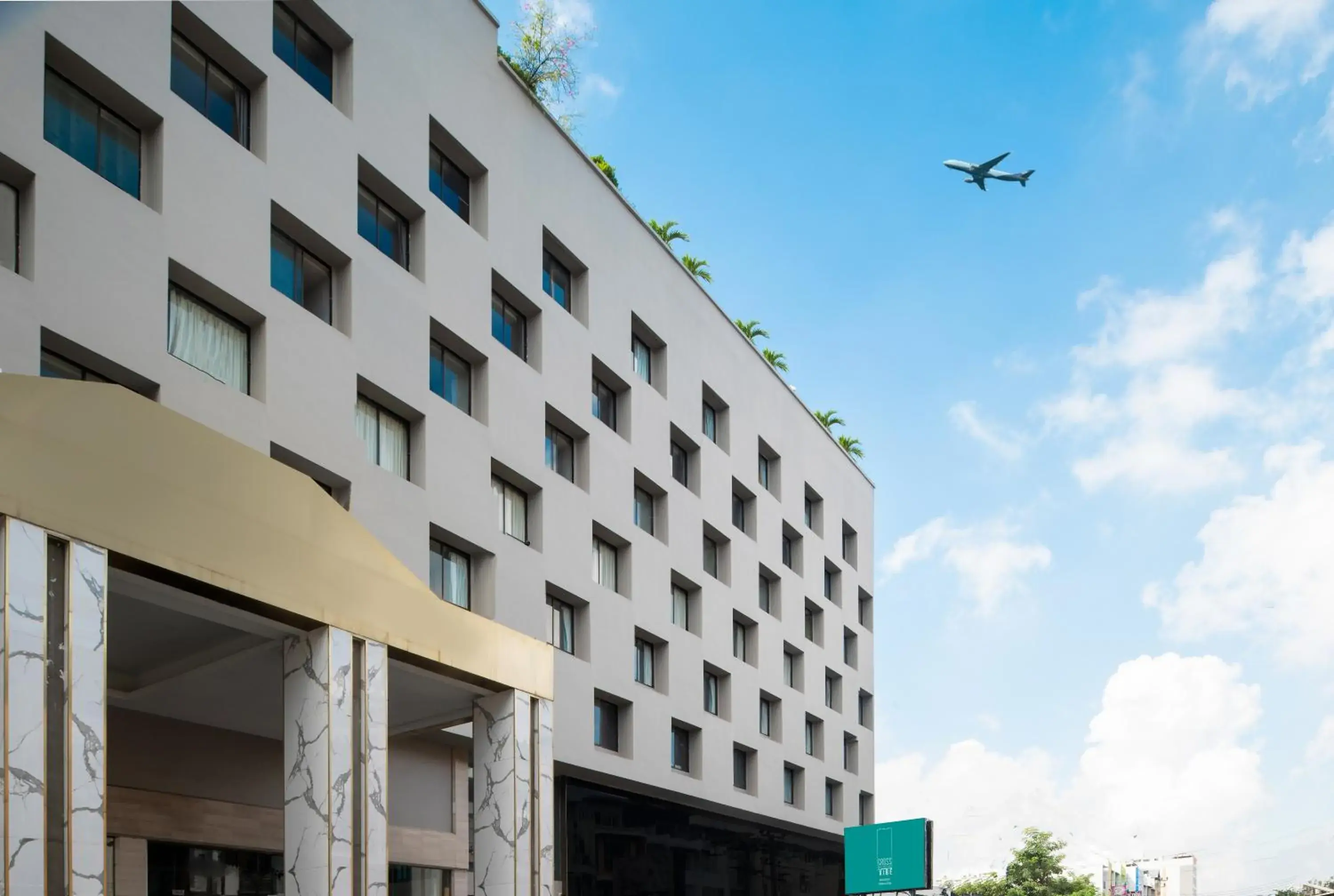 Cross Vibe Bangkok Srinakarin Cross Vibe Bangkok Srinakarin