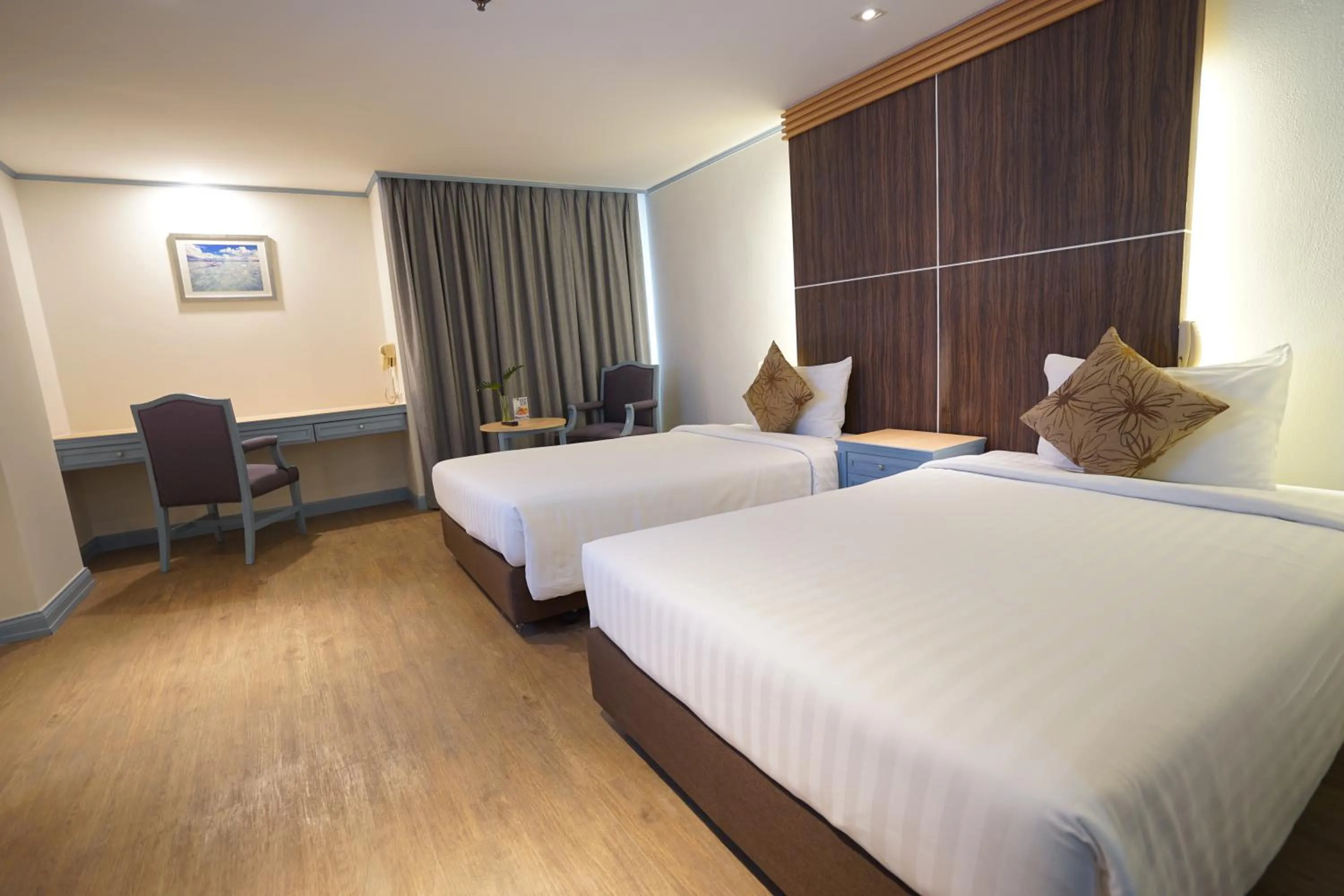 Bed in King Park Avenue Hotel Bangkok