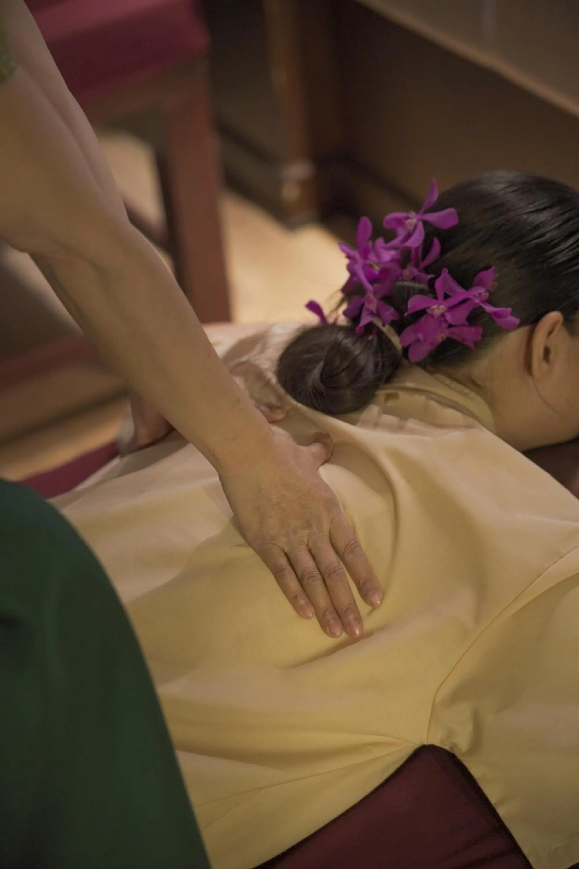 Massage in Cross Vibe Bangkok Srinakarin