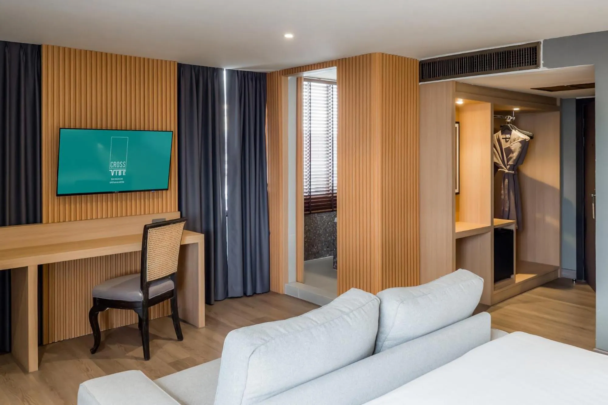 TV and multimedia, Bed in Cross Vibe Bangkok Srinakarin