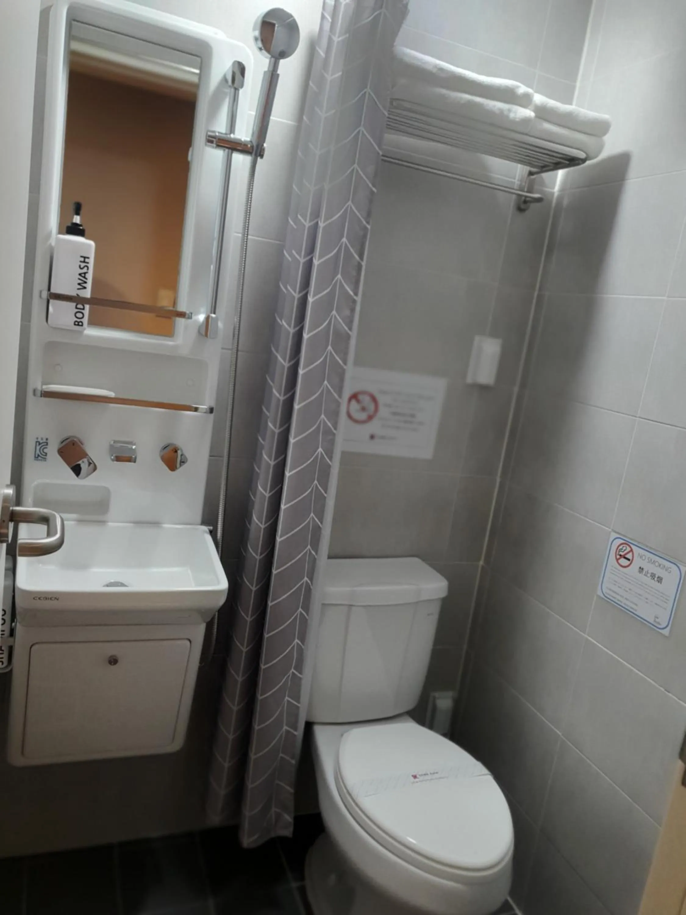 Bathroom in Ehwa In Myeongdong