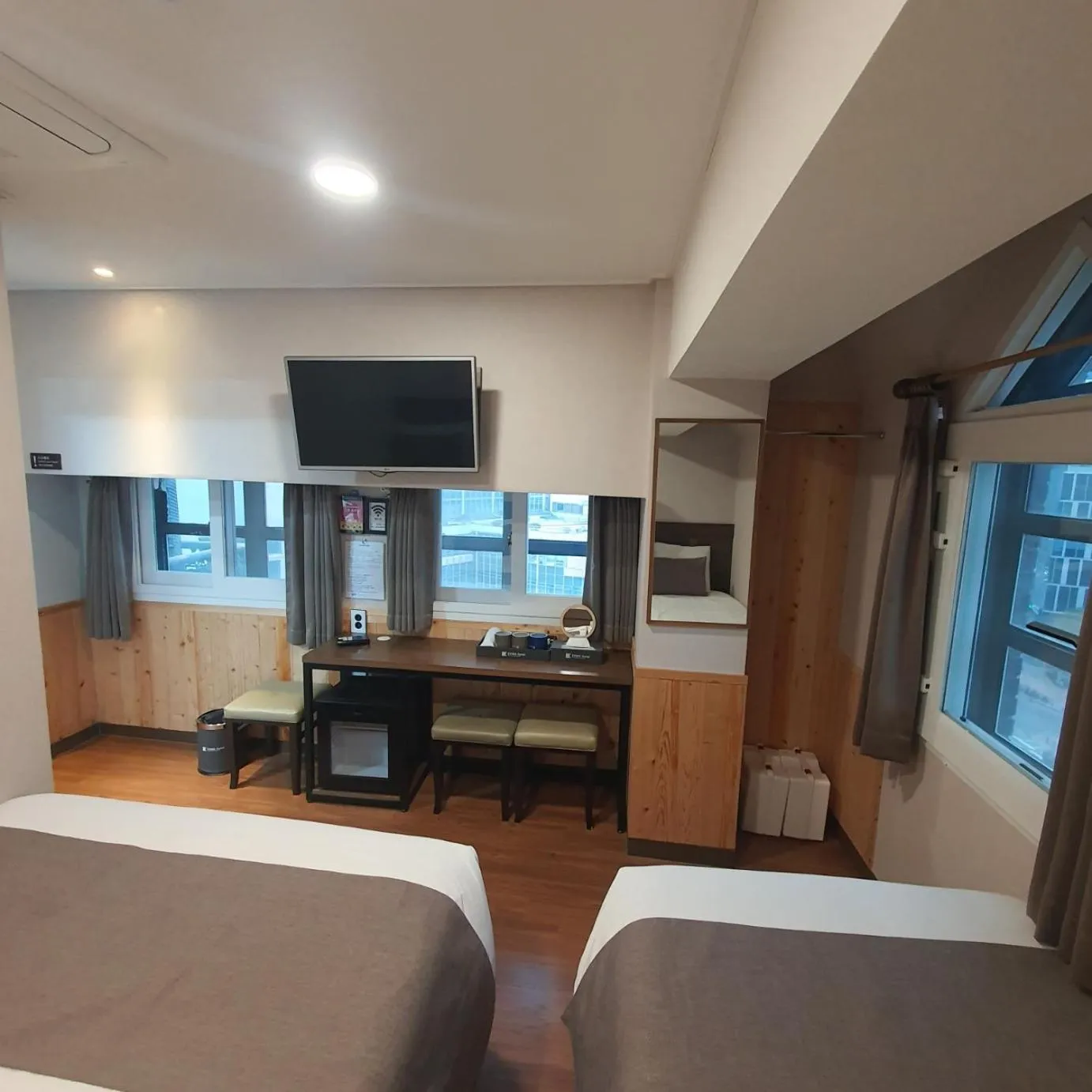 Bedroom, Bed in Ehwa In Myeongdong