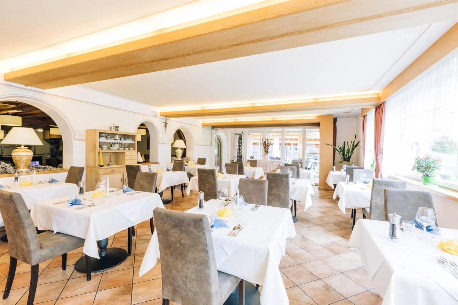 Restaurant/places to eat in Hotel Ludwigshof & Luvina