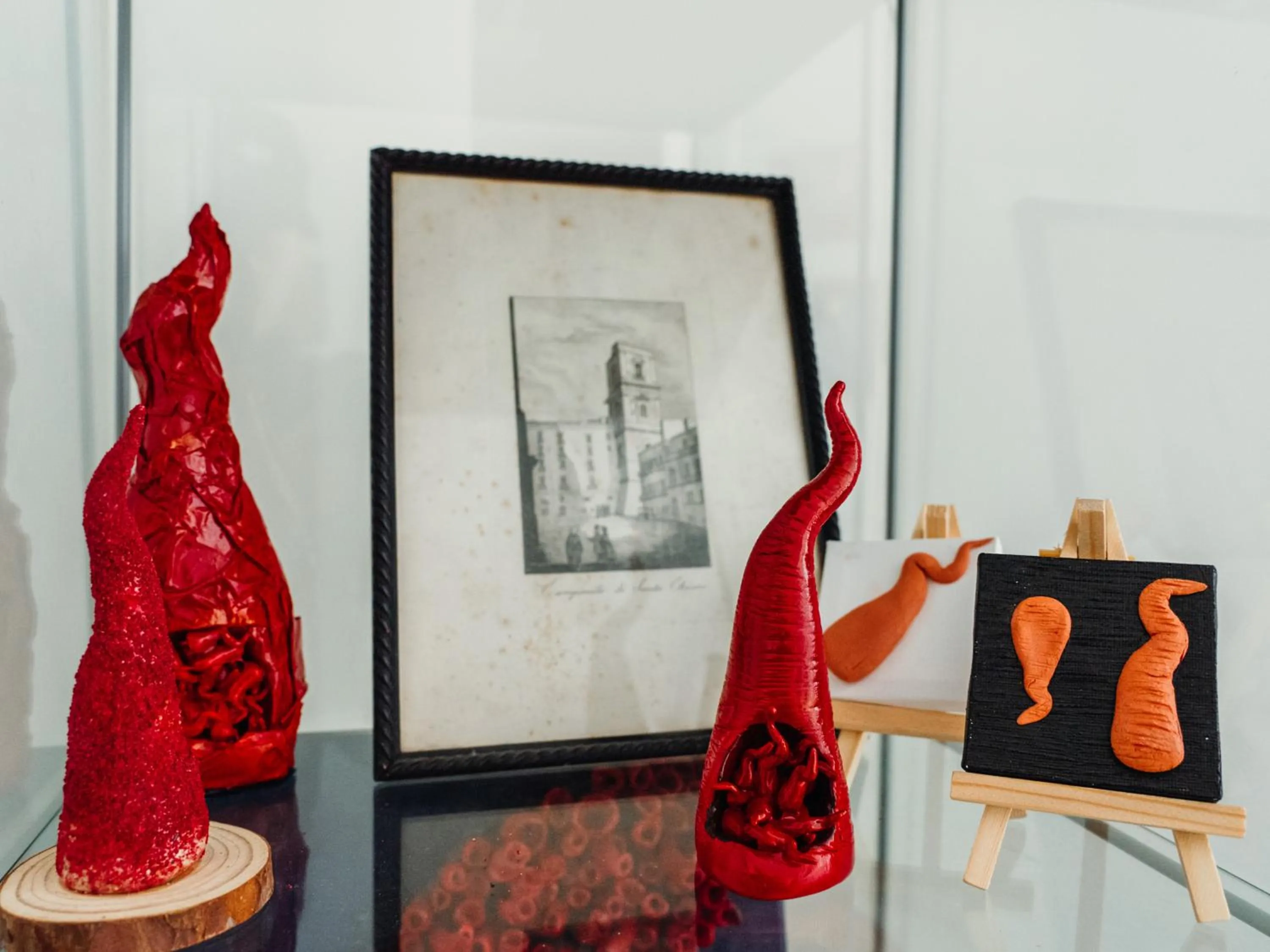 Decorative detail in Lo Specchio dei Papiri