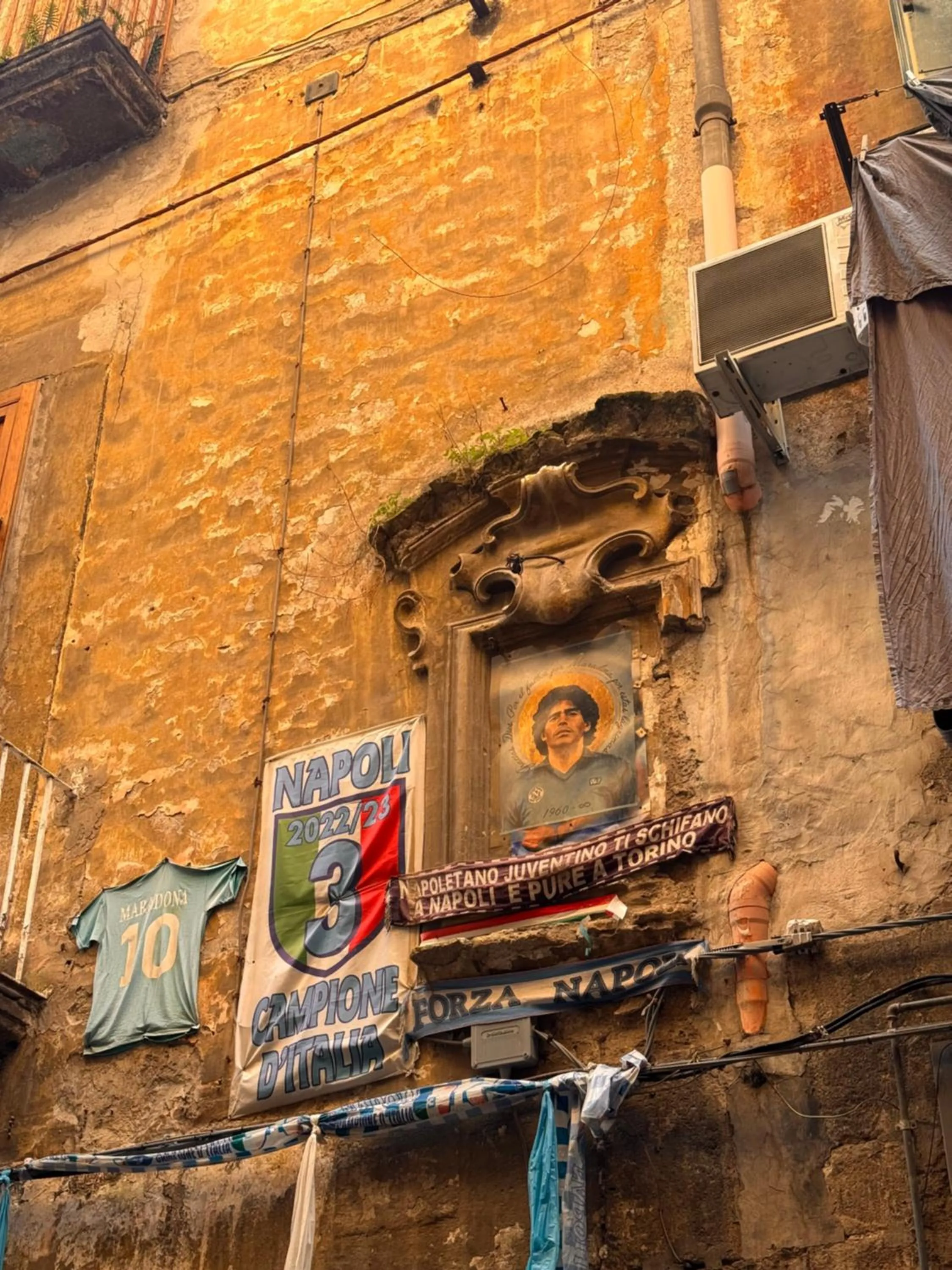 Day in Lo Specchio dei Papiri