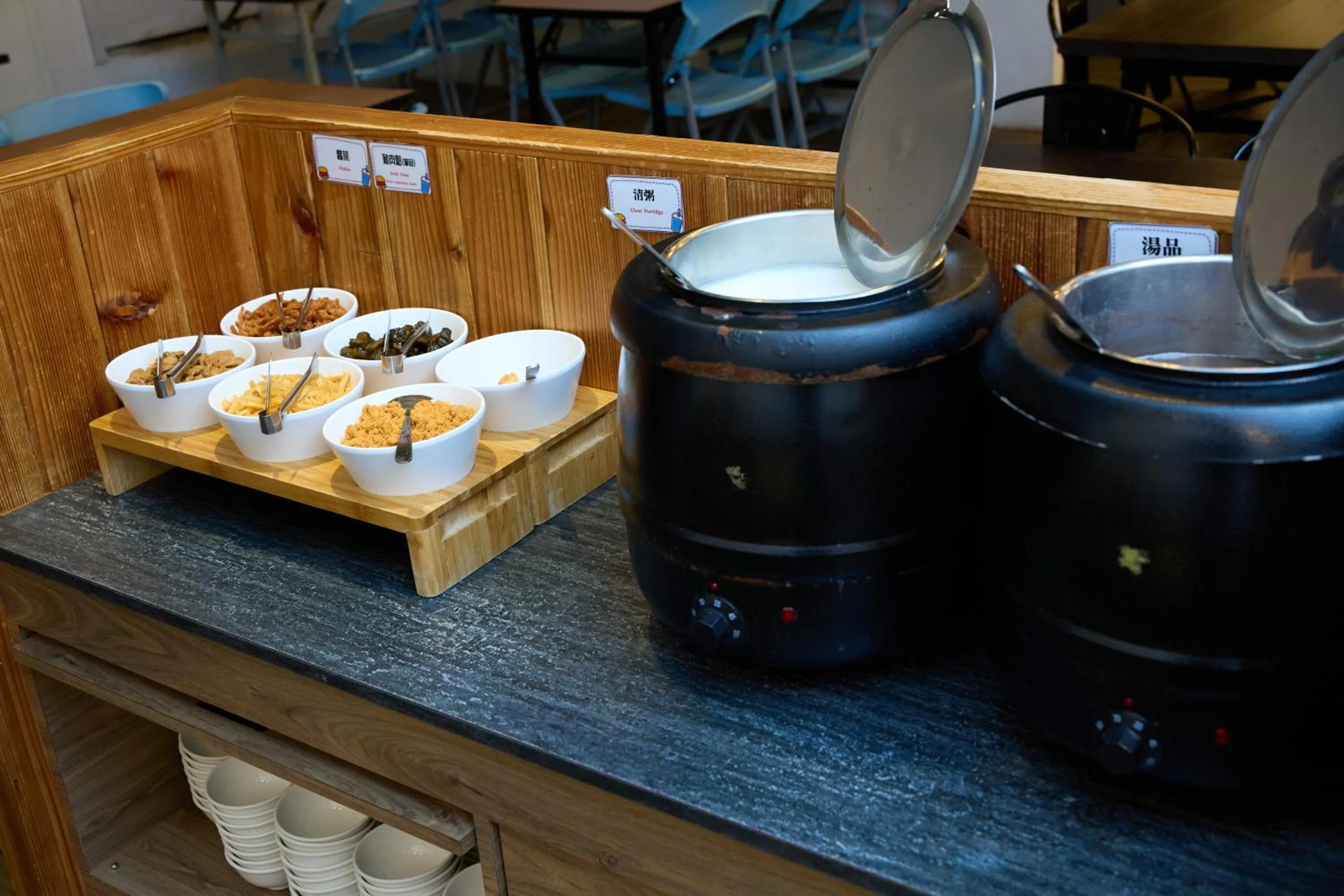 Breakfast in Traveller Inn TieHua Cultural and Creative Hotel