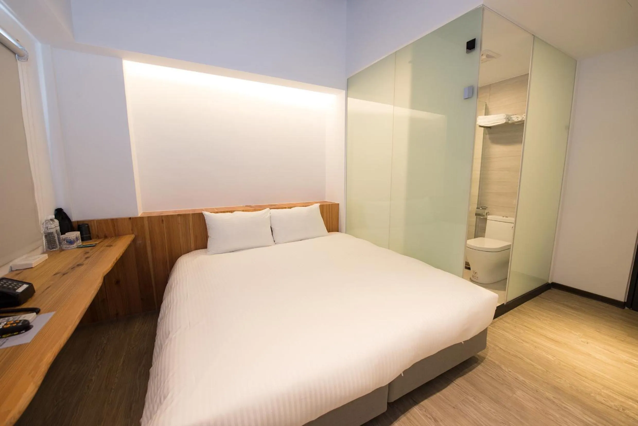 Decorative detail, Bed in Traveller Inn TieHua Cultural and Creative Hotel