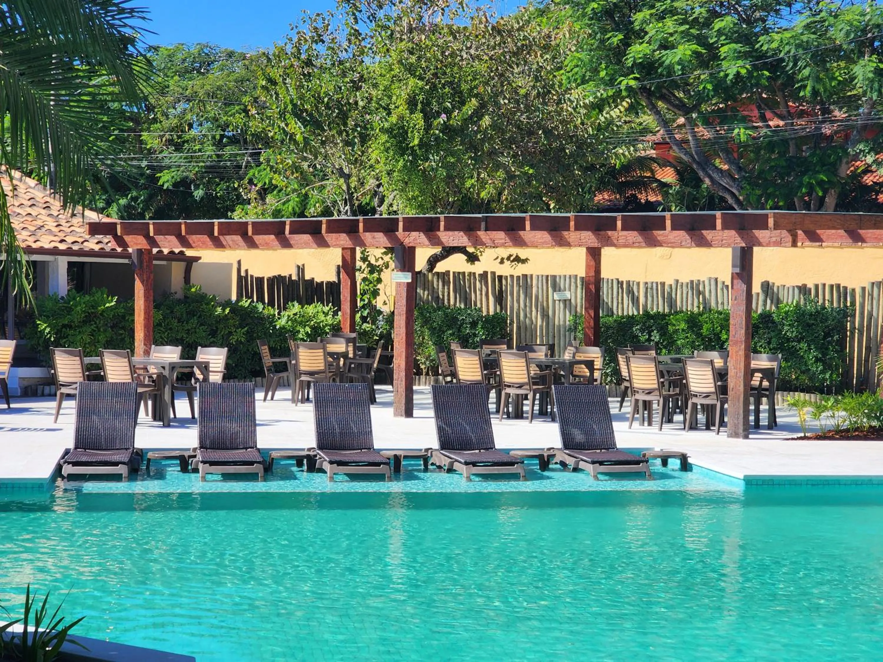 Pool view in Pousada dos Tangarás