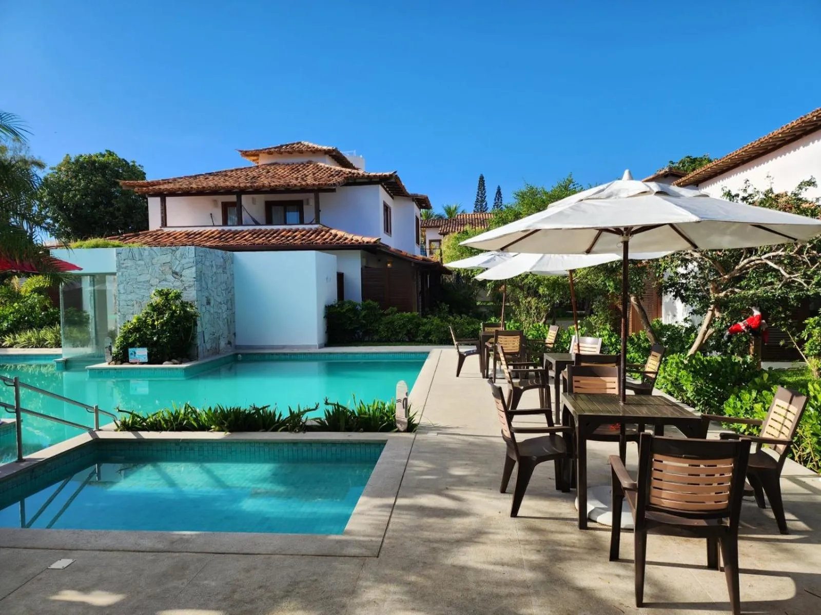 Swimming pool in Pousada dos Tangarás