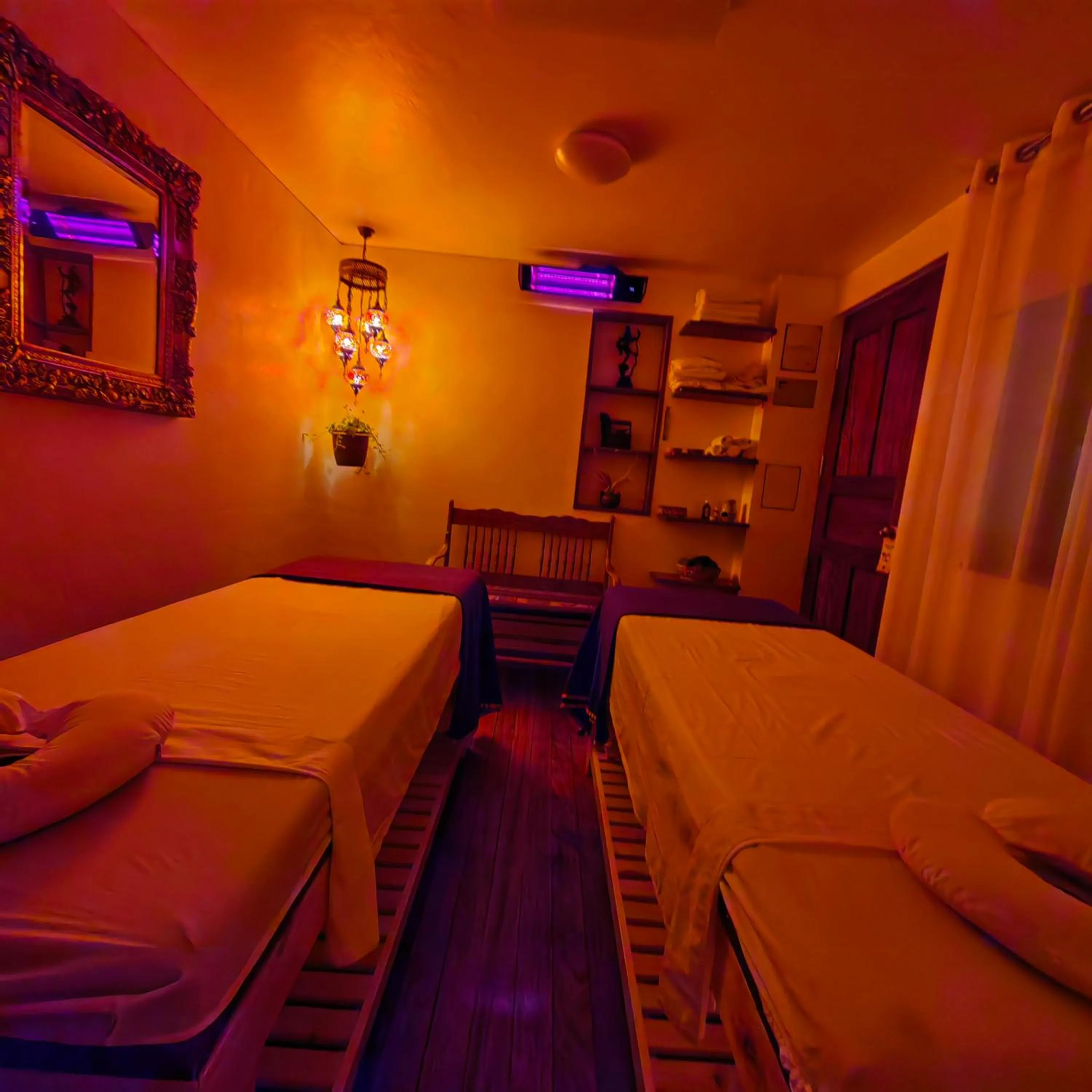 Bed in Hotel Rumi Punku