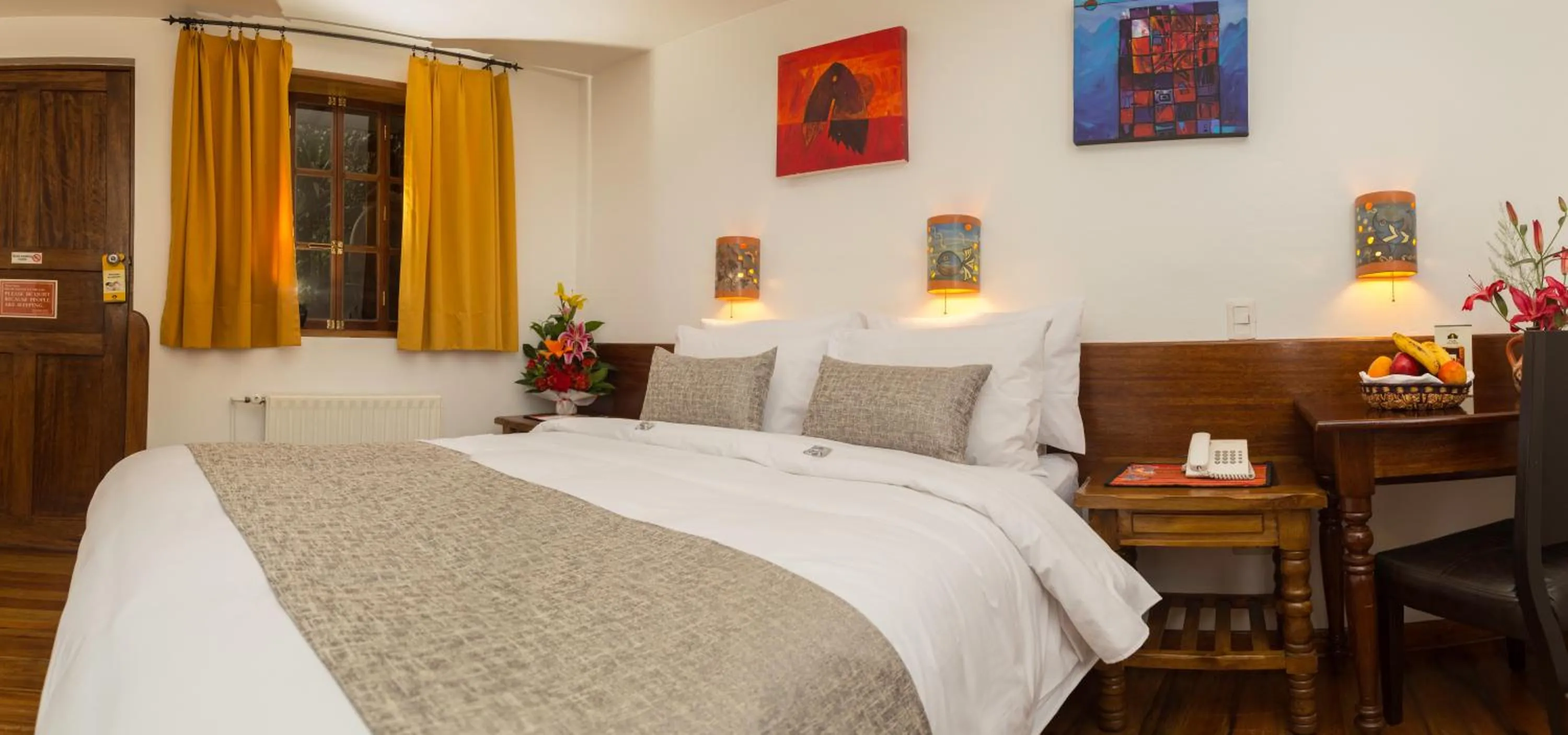 Decorative detail, Bed in Hotel Rumi Punku