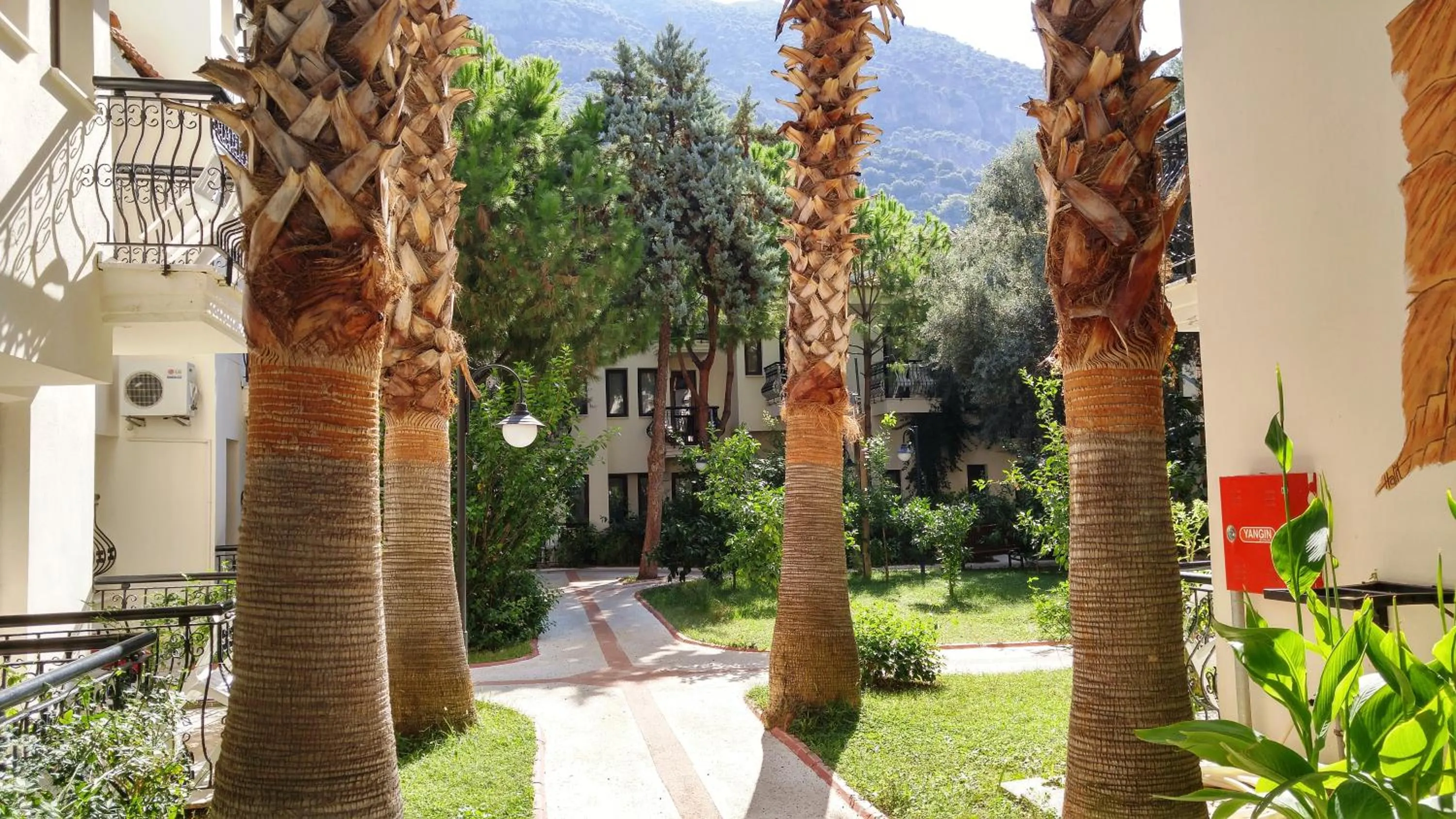 Garden in Sundia By Liberty Oludeniz