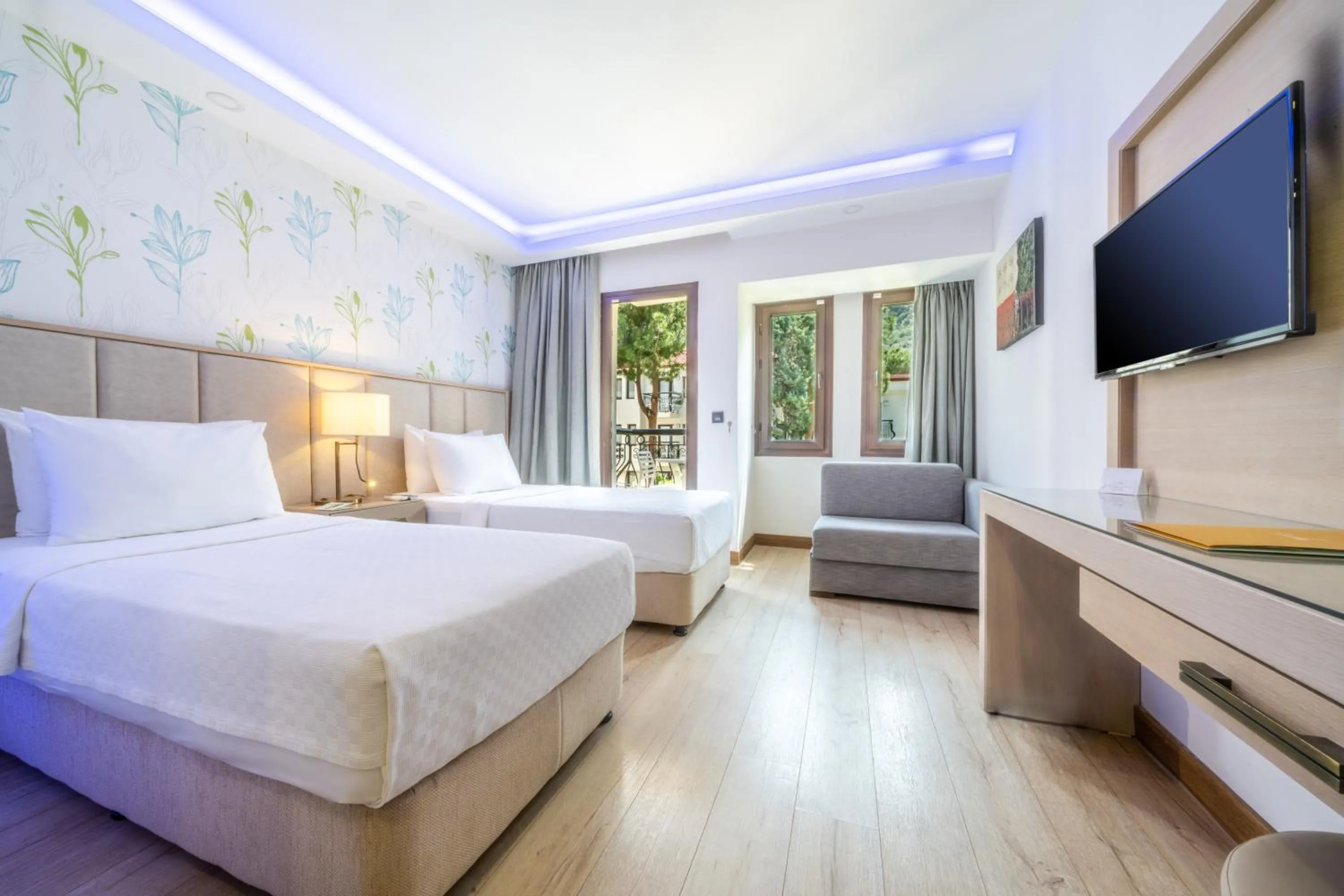 Photo of the whole room, Bed in Sundia By Liberty Oludeniz