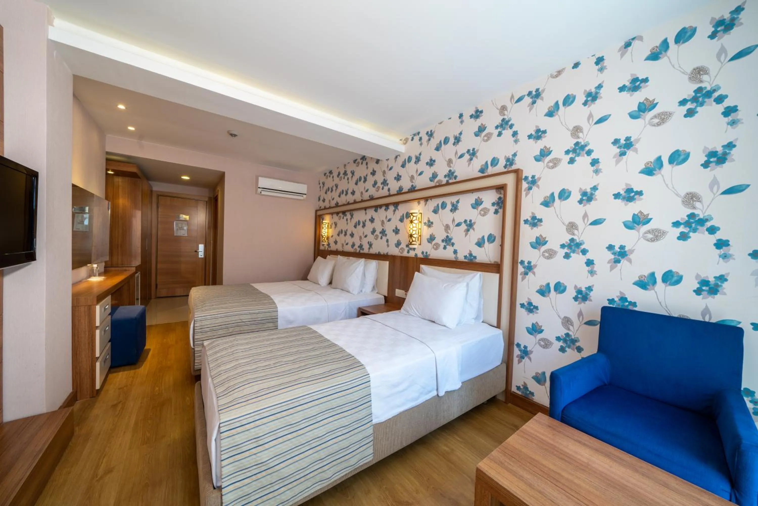 Bed in Sundia By Liberty Oludeniz