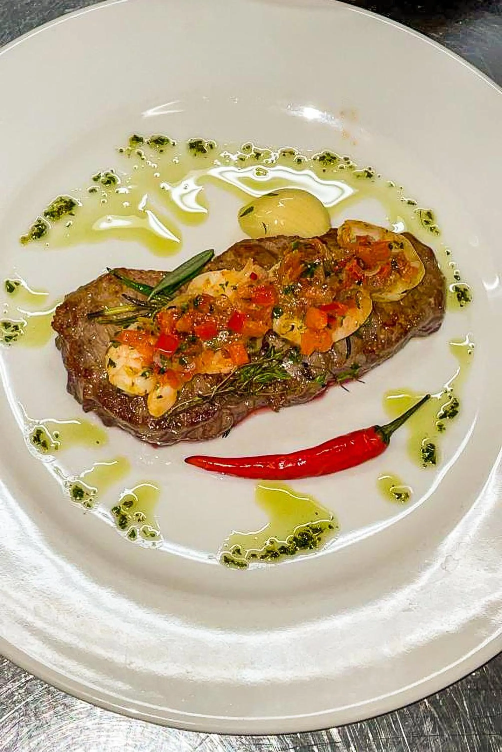 Restaurant/places to eat in Hotel und Restaurant Nehrener Hof