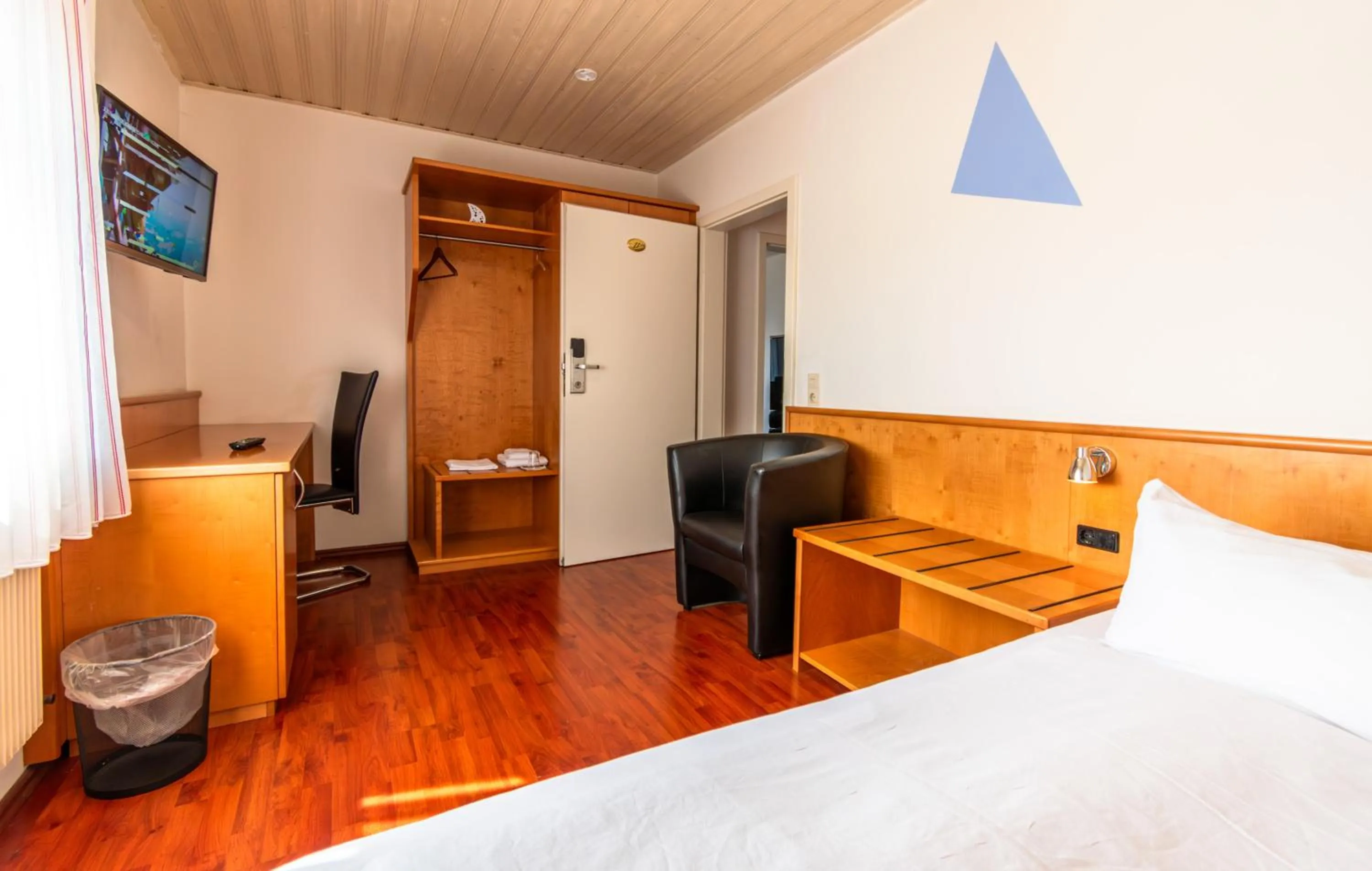 Bed in Hotel und Restaurant Nehrener Hof