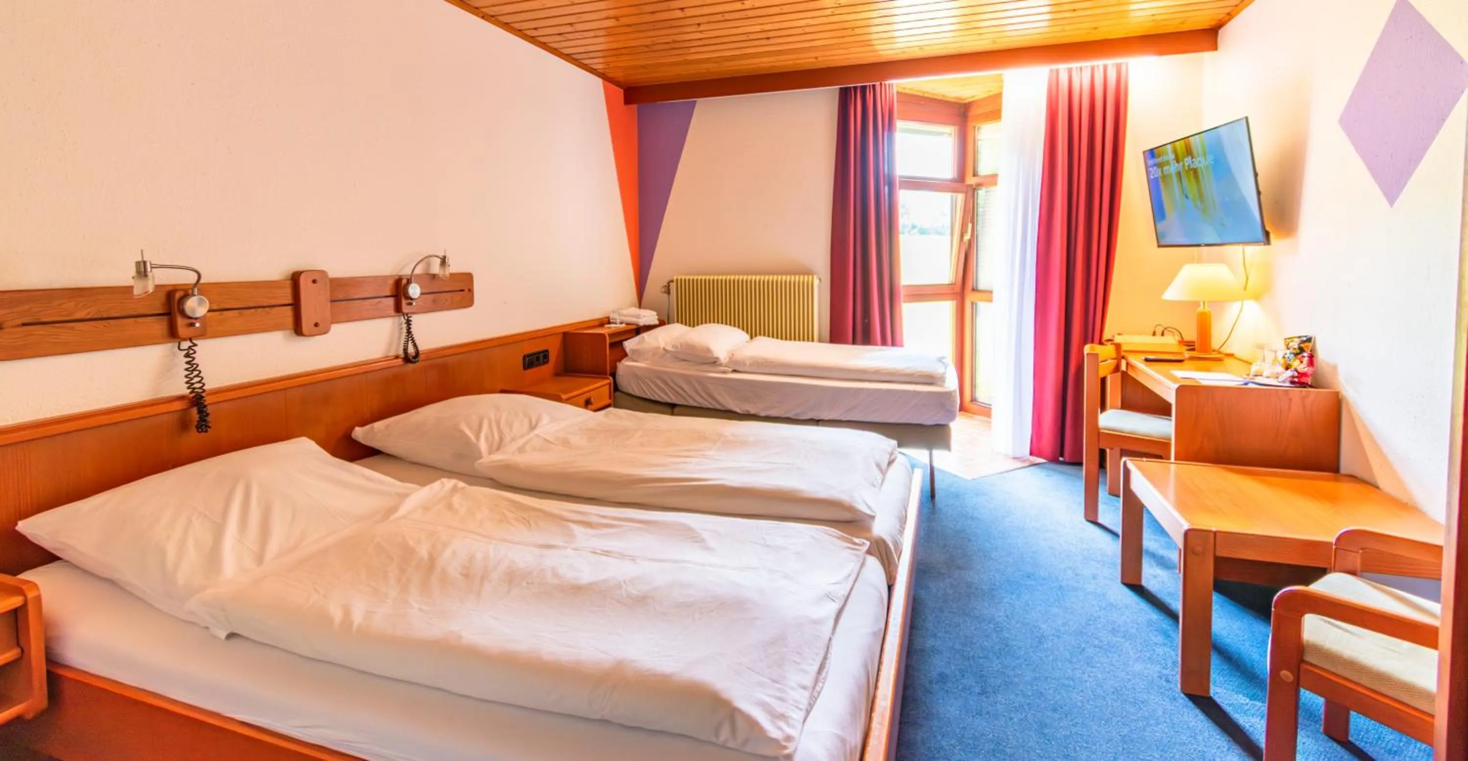 Bed in Hotel und Restaurant Nehrener Hof