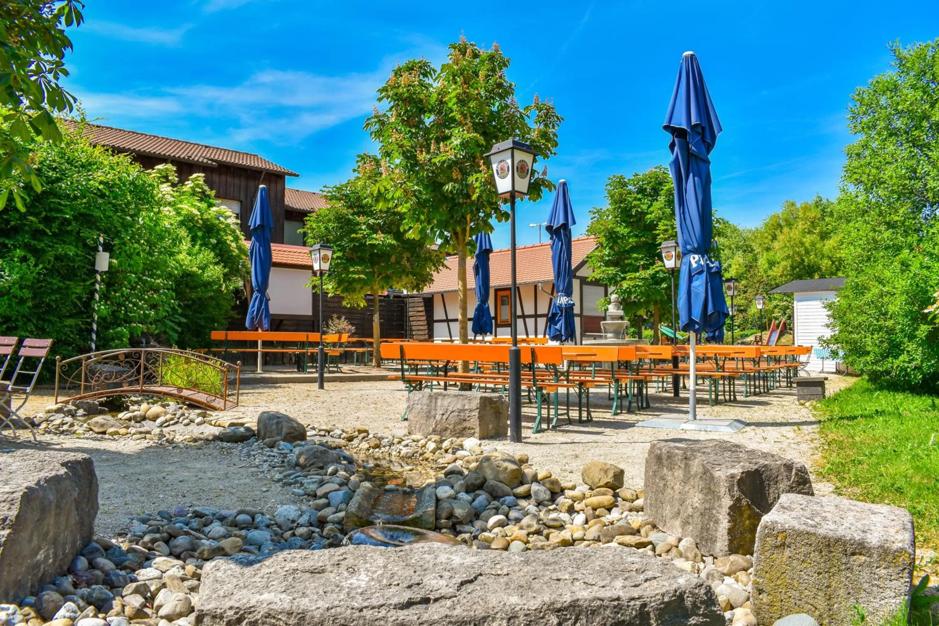 Restaurant/places to eat in Hotel und Restaurant Nehrener Hof