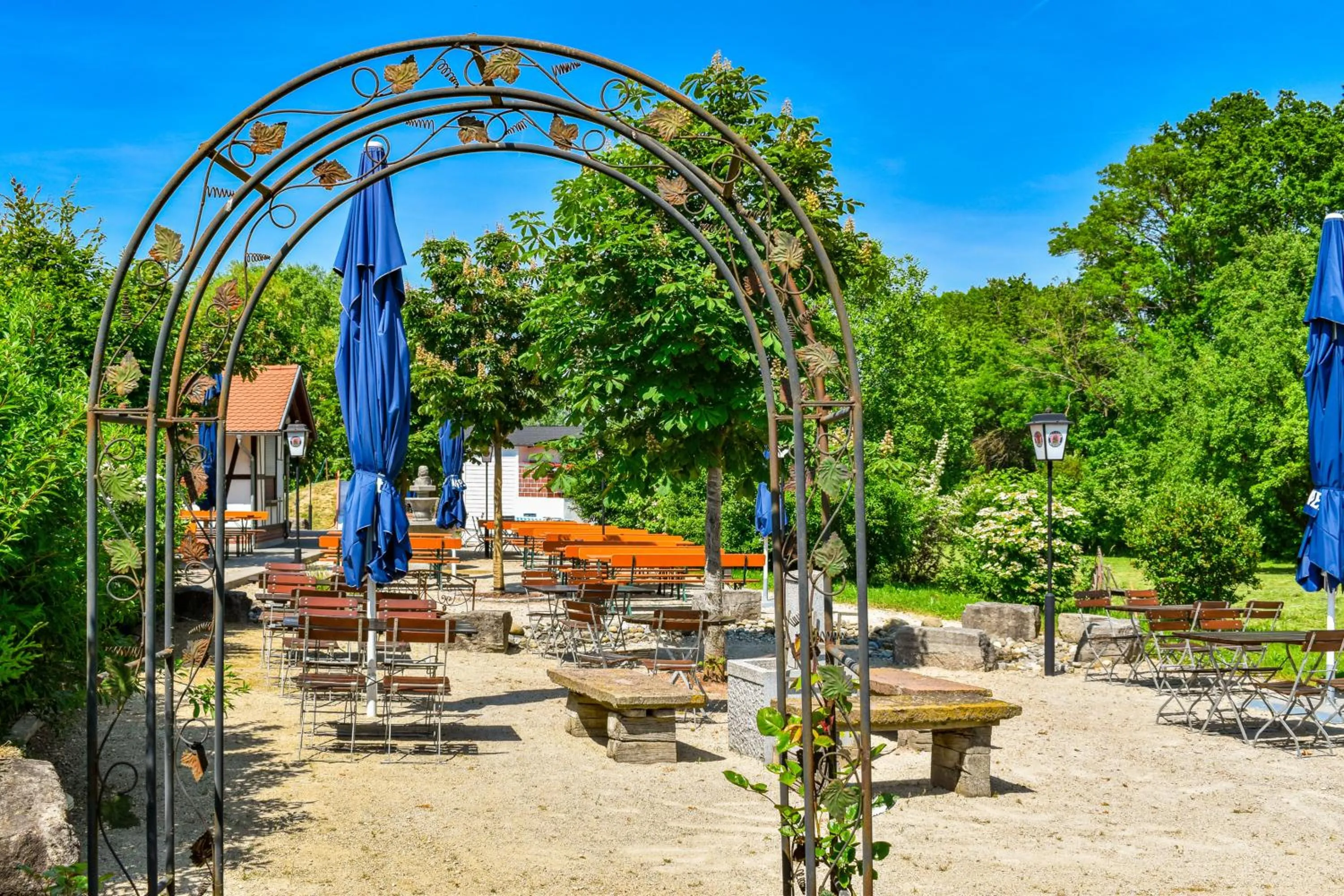 Restaurant/places to eat in Hotel und Restaurant Nehrener Hof