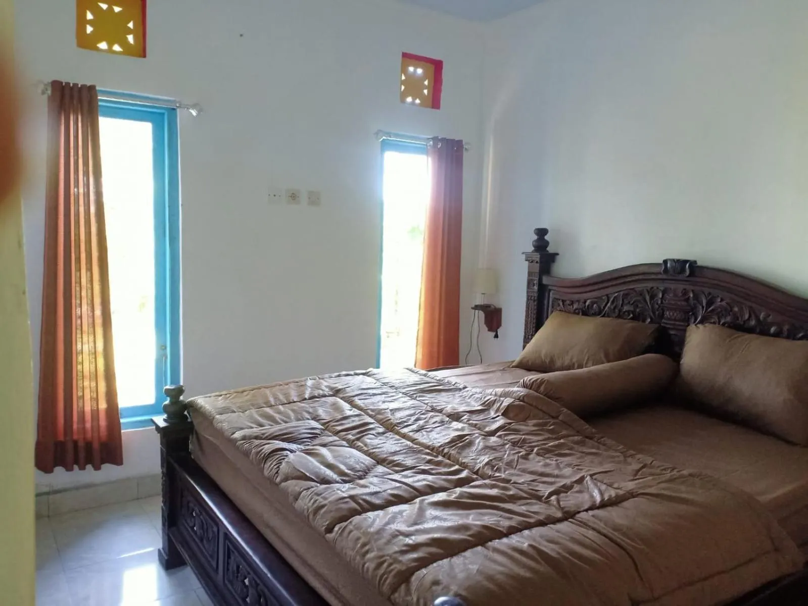 Bed in Sekumpul Local House