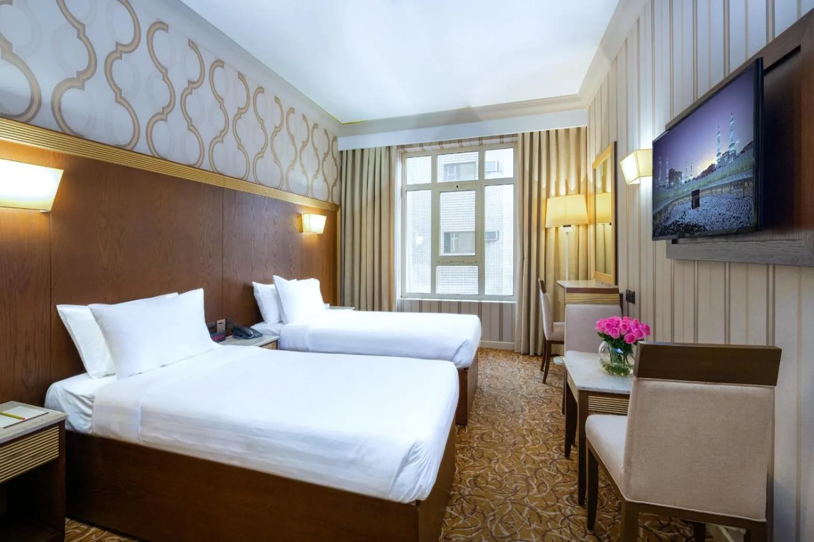 Photo of the whole room in Dhiafat Al Raja Hotel