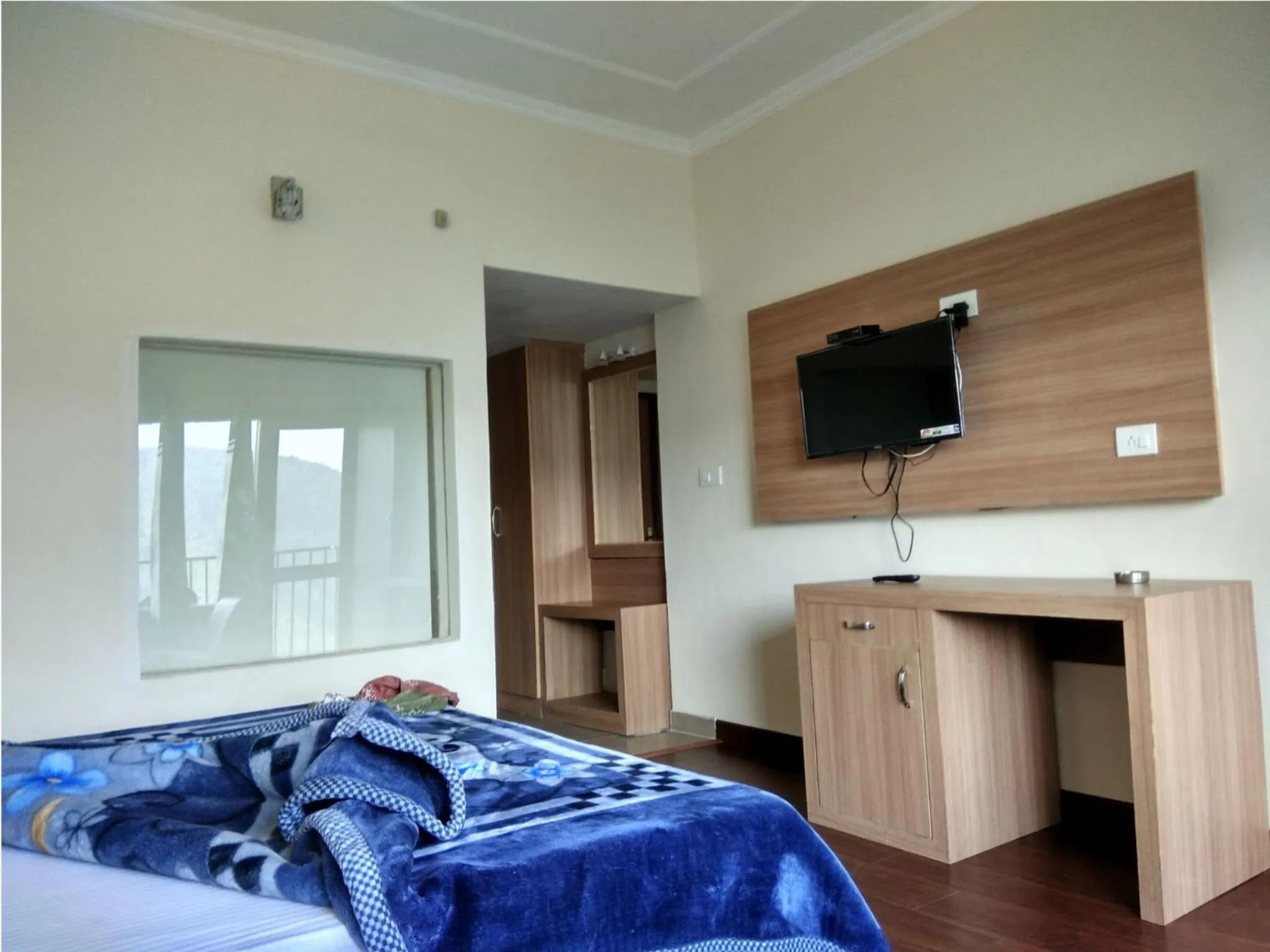 Hotel Emerald Valley