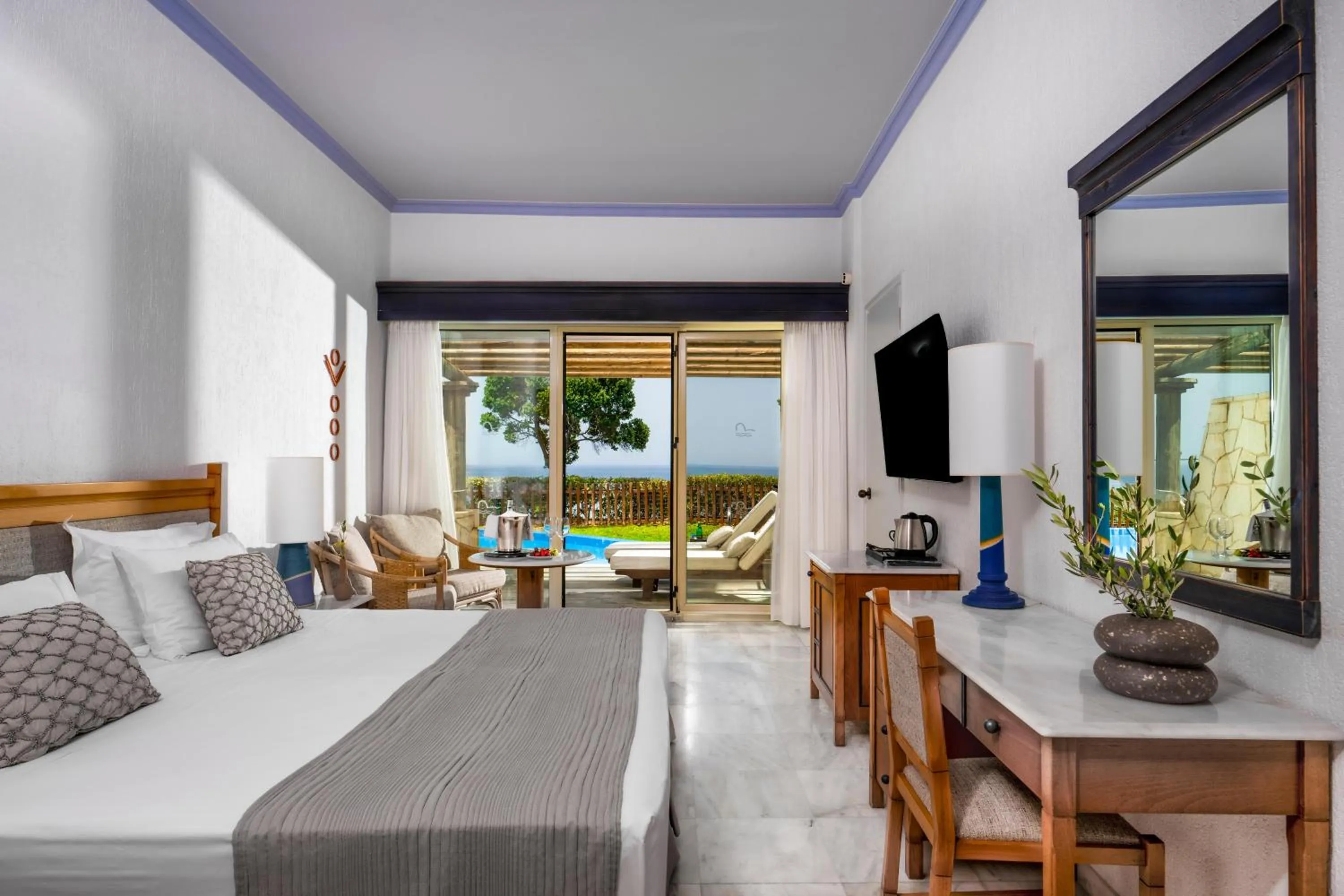 Photo of the whole room, Bed in Leptos Panorama Hotel