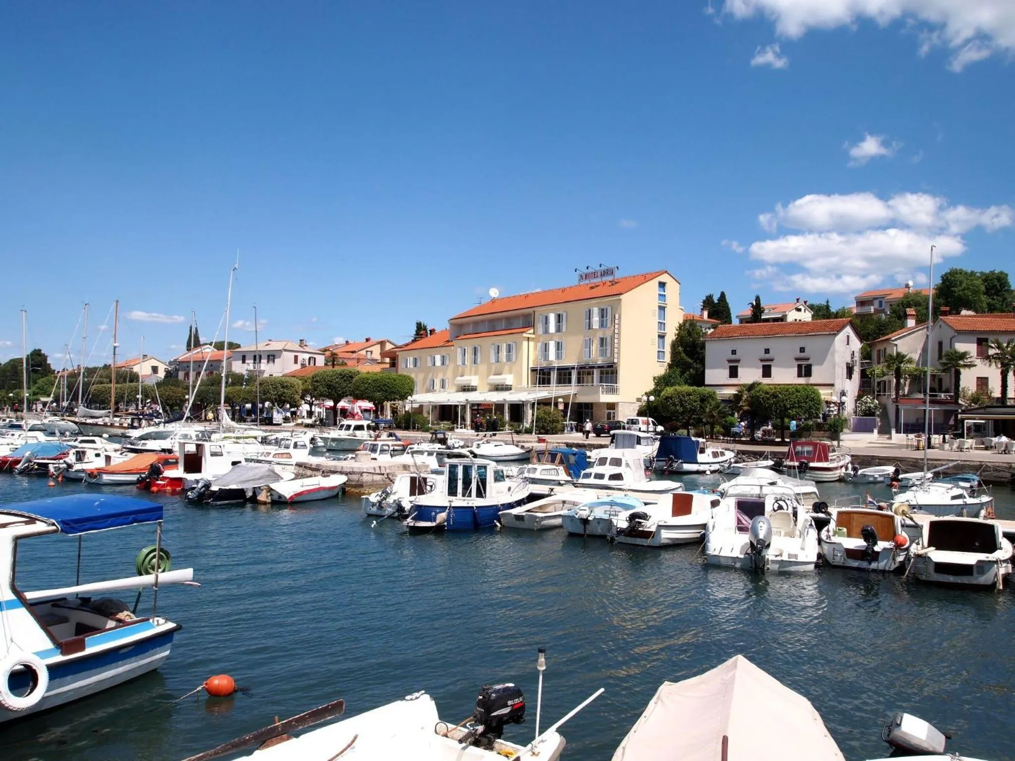 Facade/entrance in Hotel Adria