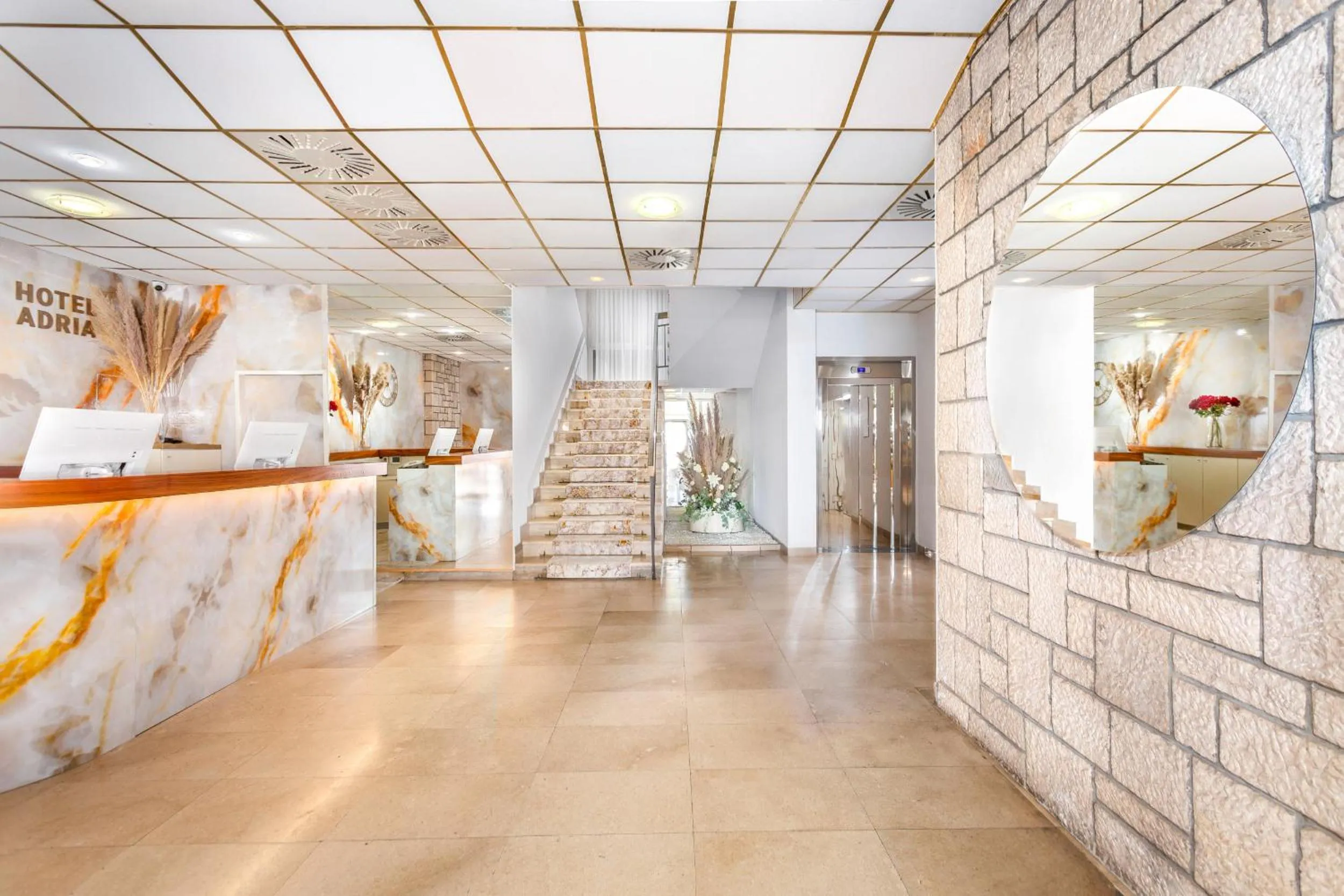 Lobby or reception in Hotel Adria
